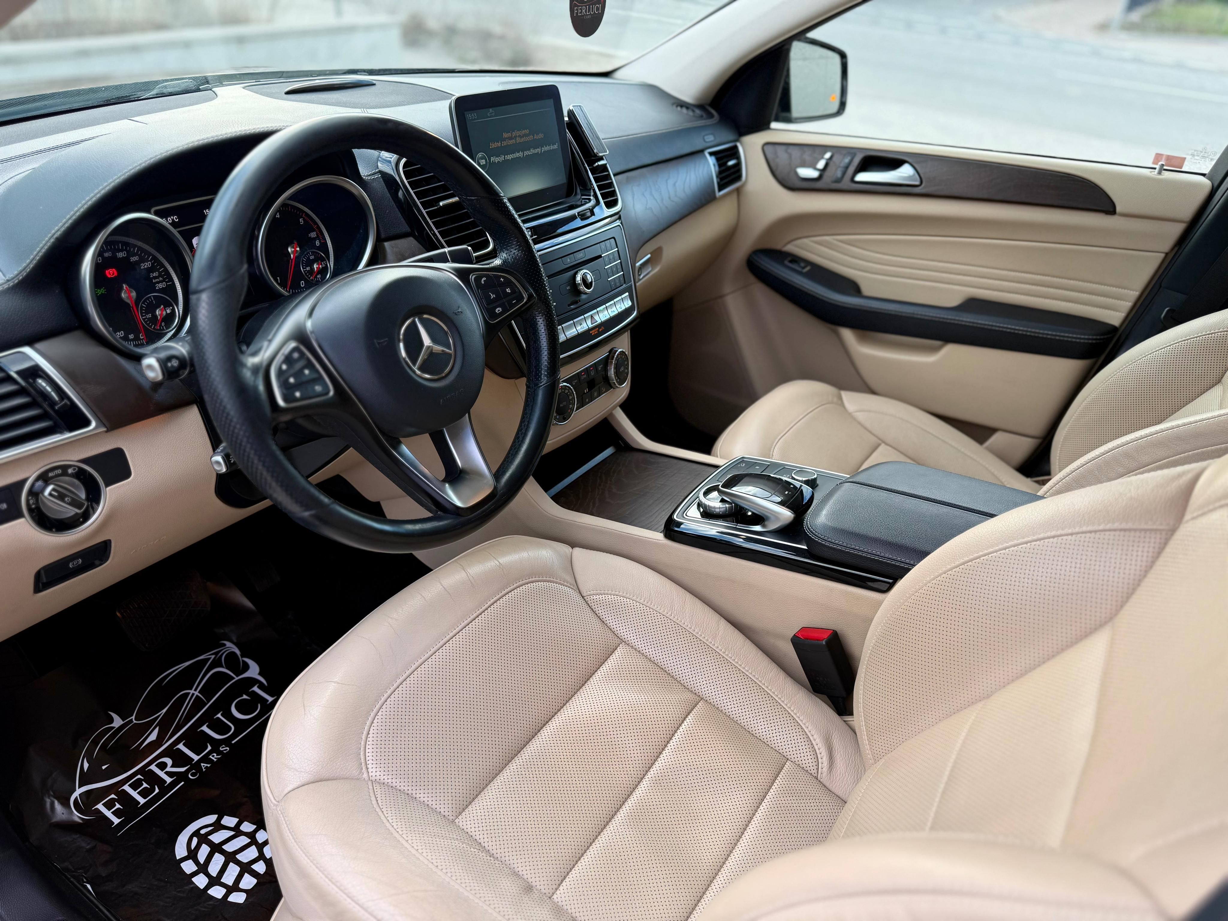 Mercedes-Benz GLE, 350d Coupé AMG line - fotka 6