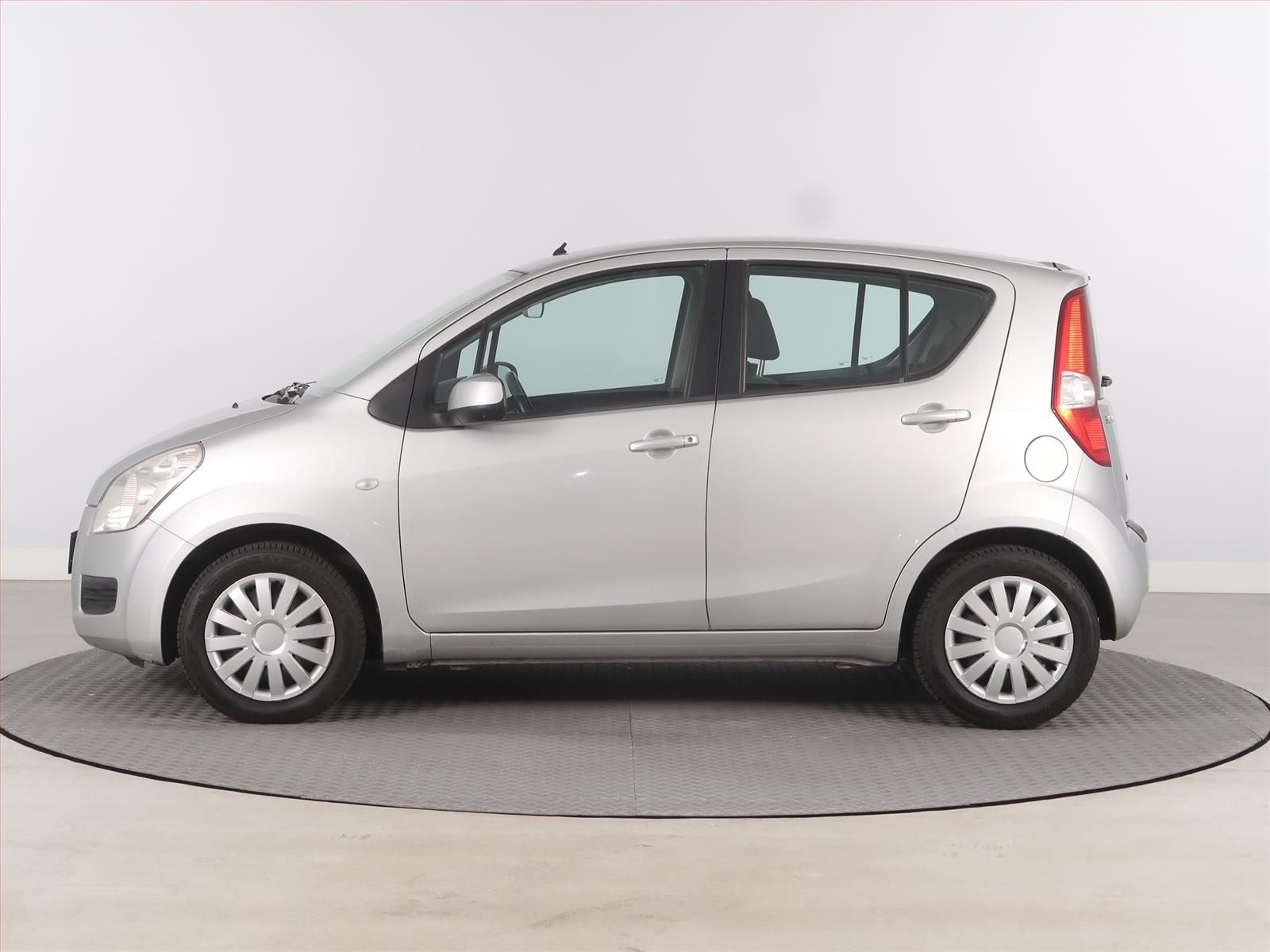 Suzuki Splash, 1.2 16V, po STK, jezdí výborně - fotka 3