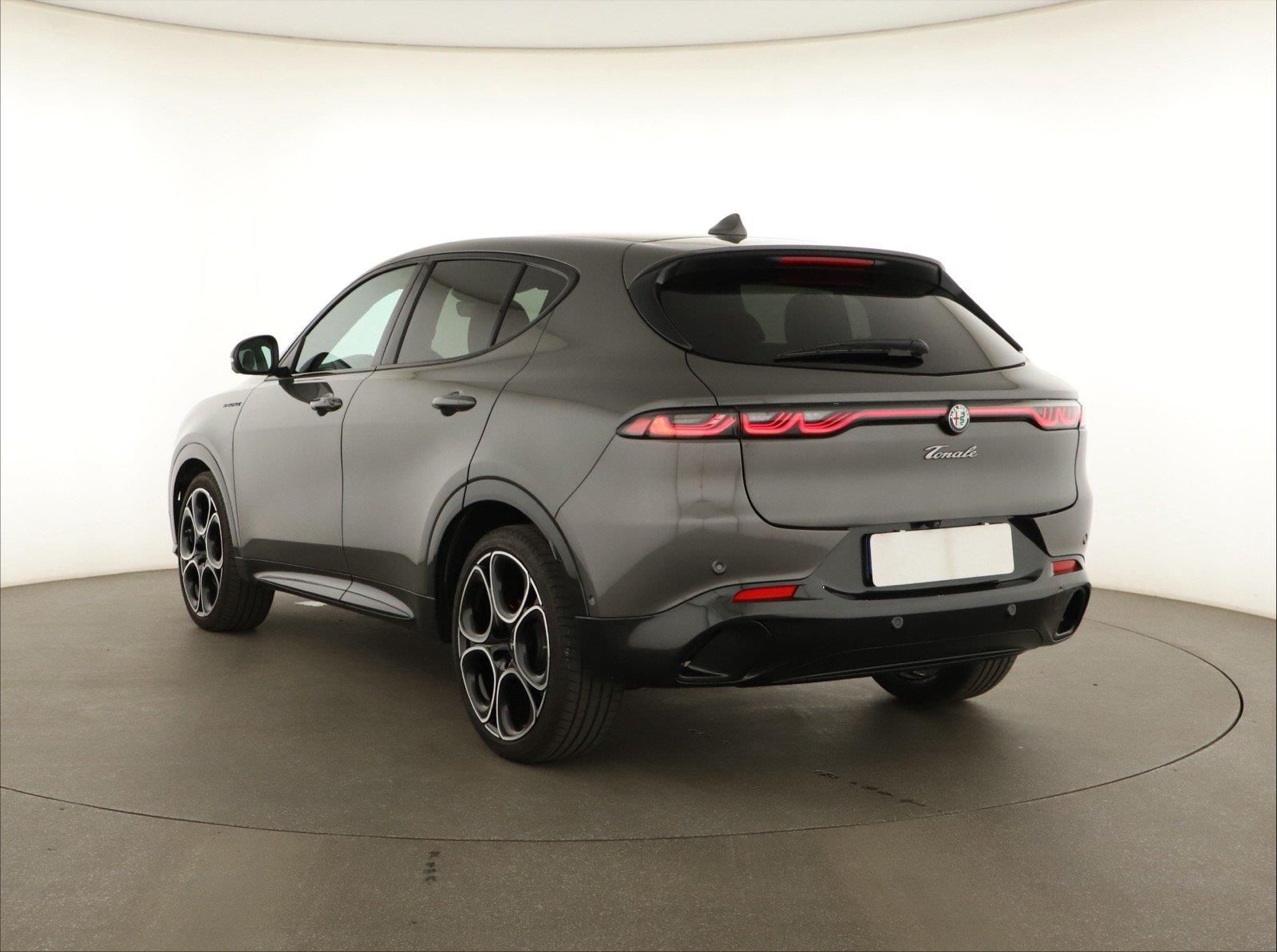 Alfa Romeo Tonale, 1.5 VGT 48V MHEV, Automat - fotka 4