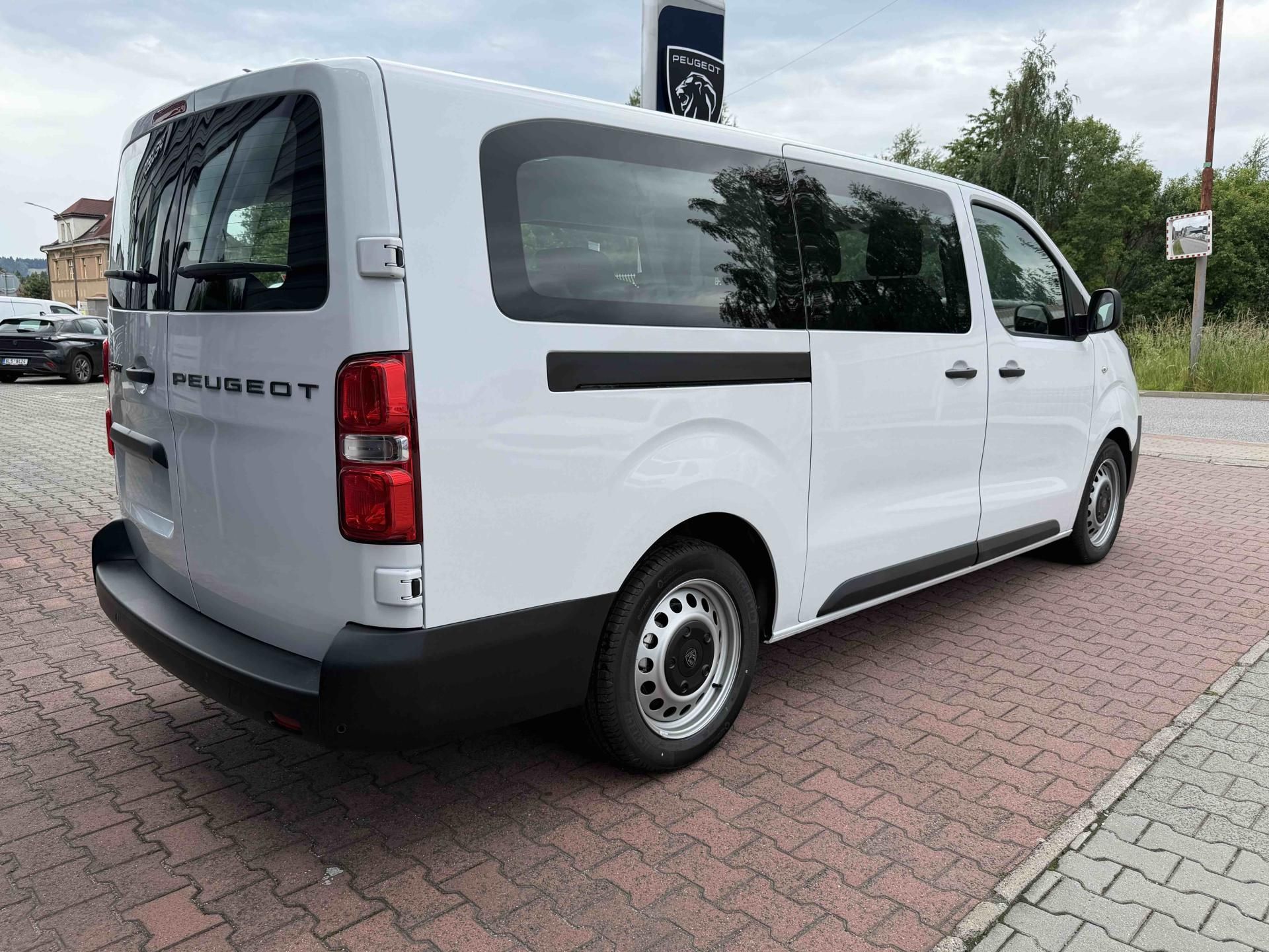 Peugeot Expert, Combi L3 2.2 BlueHDi 150 MAN6 - fotka 5