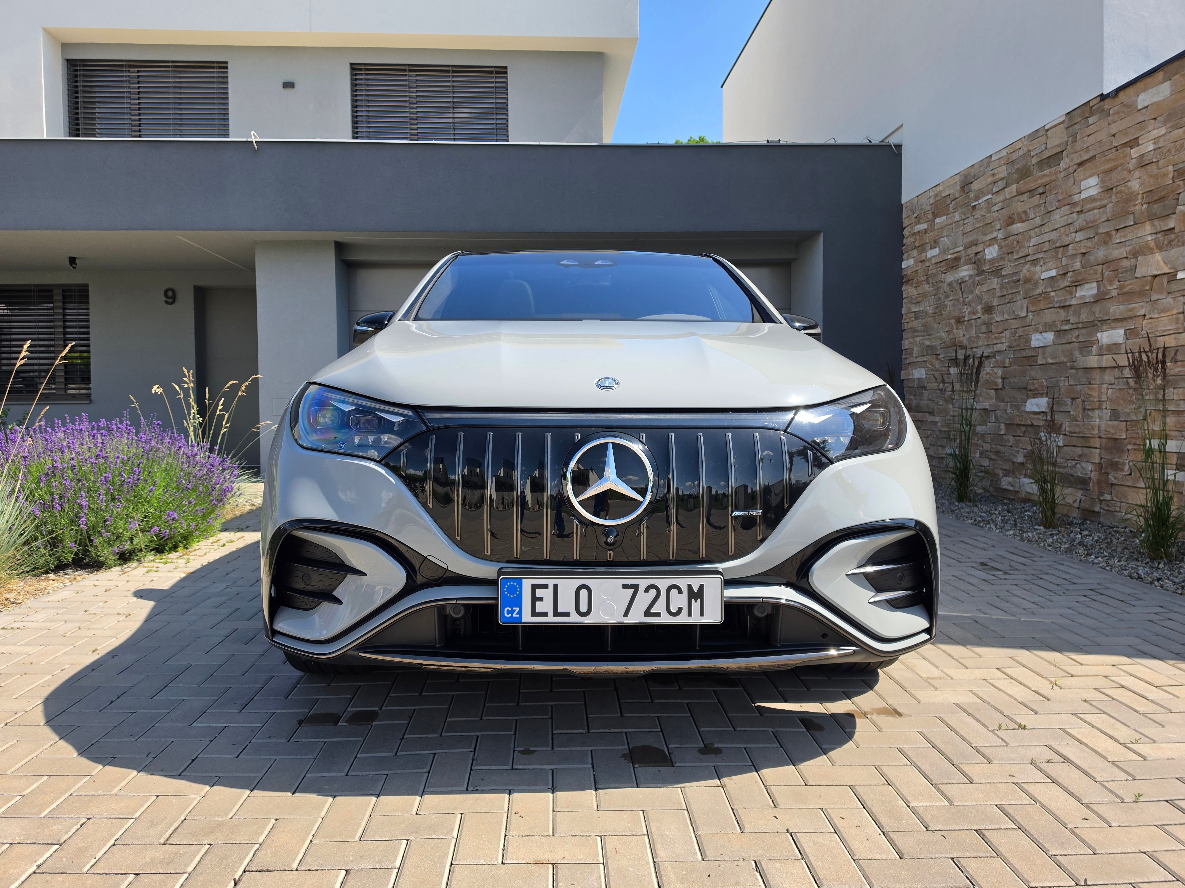 Mercedes-Benz EQE, 43 AMG SUV SOH 103% - fotka 2