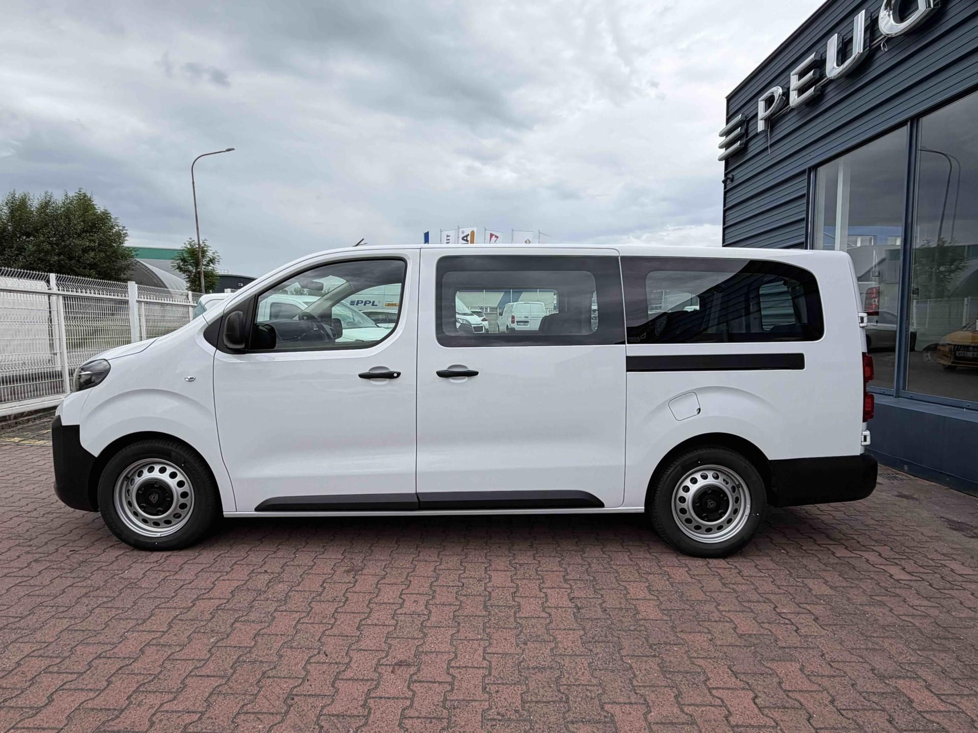 Peugeot Expert, Combi L3 2.2 BlueHDi 150 MAN6 - fotka 2