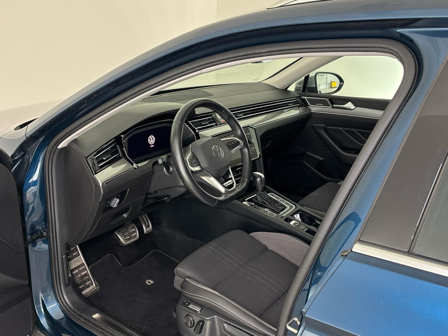 Volkswagen Passat, 2.0 TDI / 147 kW Alltrack 4MOT - fotka 6