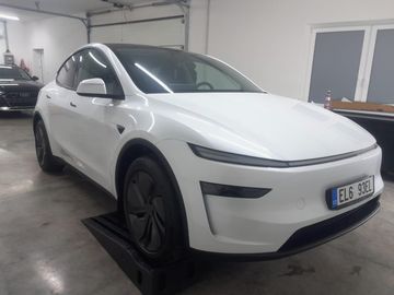 Model Y Long Range Dual Motor