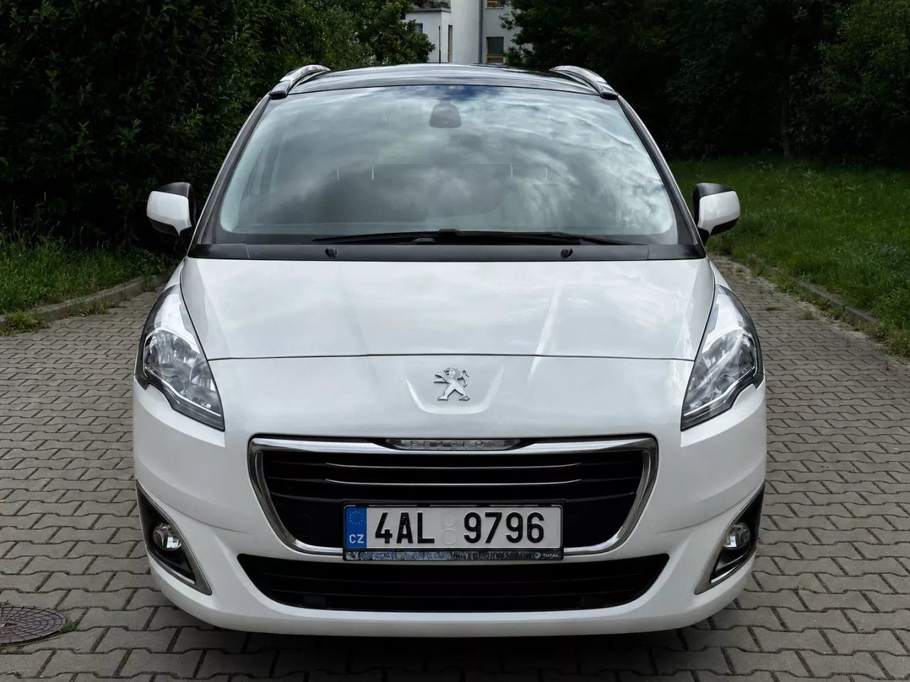 Peugeot 5008, 1.6i 16V 115kW Style Panorama - fotka 2