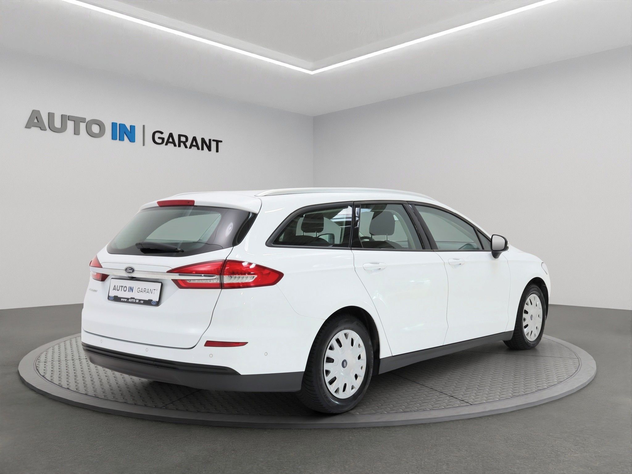 Ford Mondeo, 110kW,AT8,navi,winter paket,zá - fotka 6