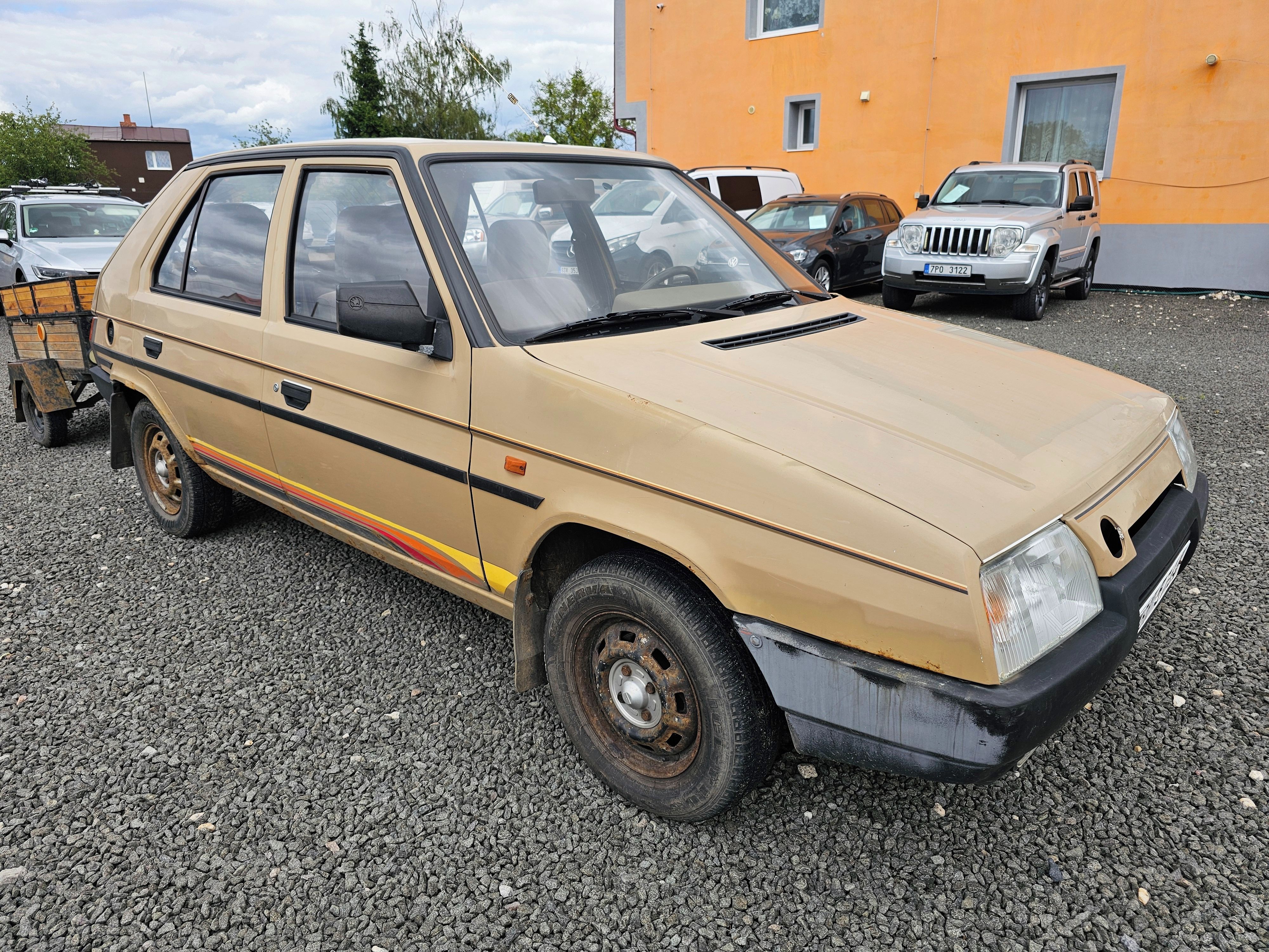 Škoda Favorit, 1.3 - fotka 3