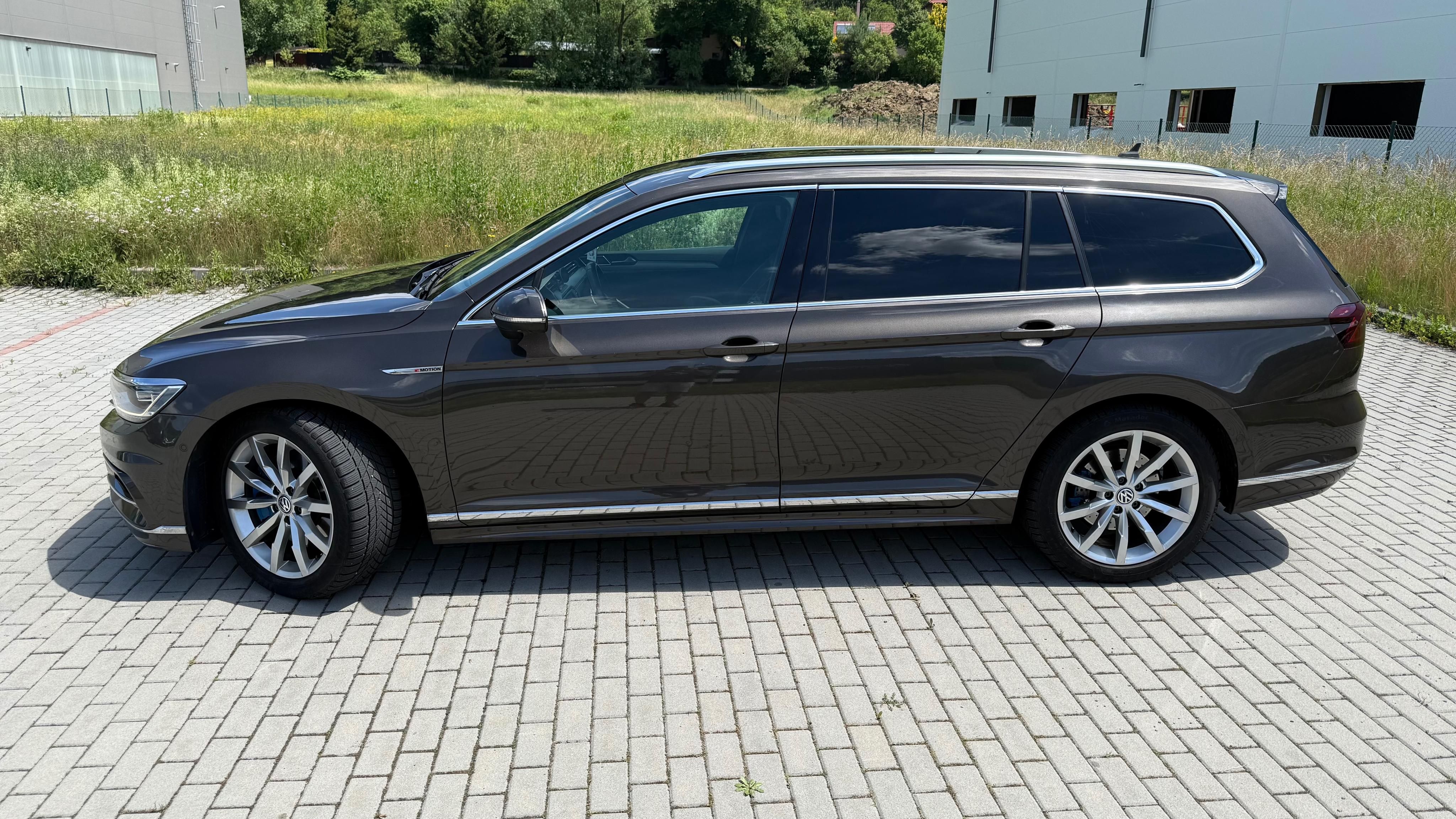 Volkswagen Passat, VW Passat B8 2.0 biTdi - fotka 2