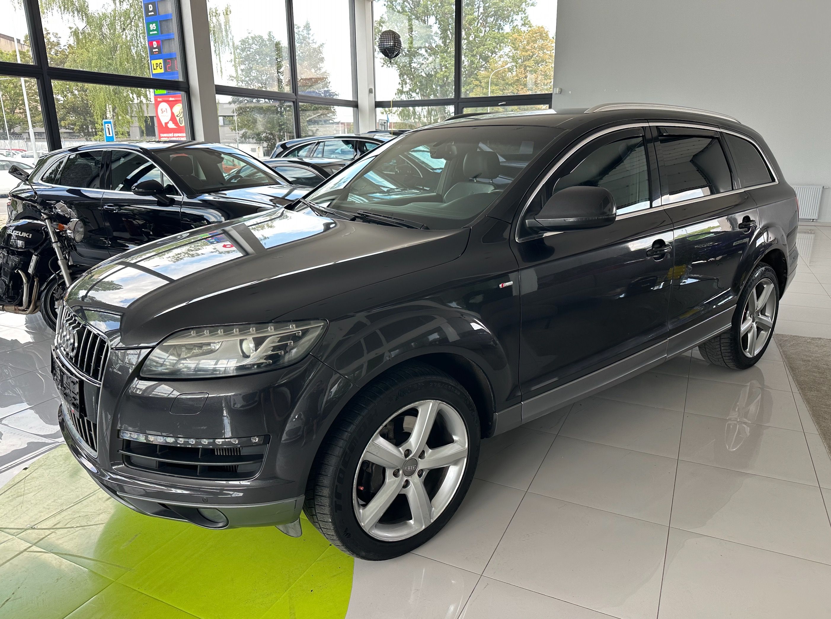 Audi Q7 - fotka 5