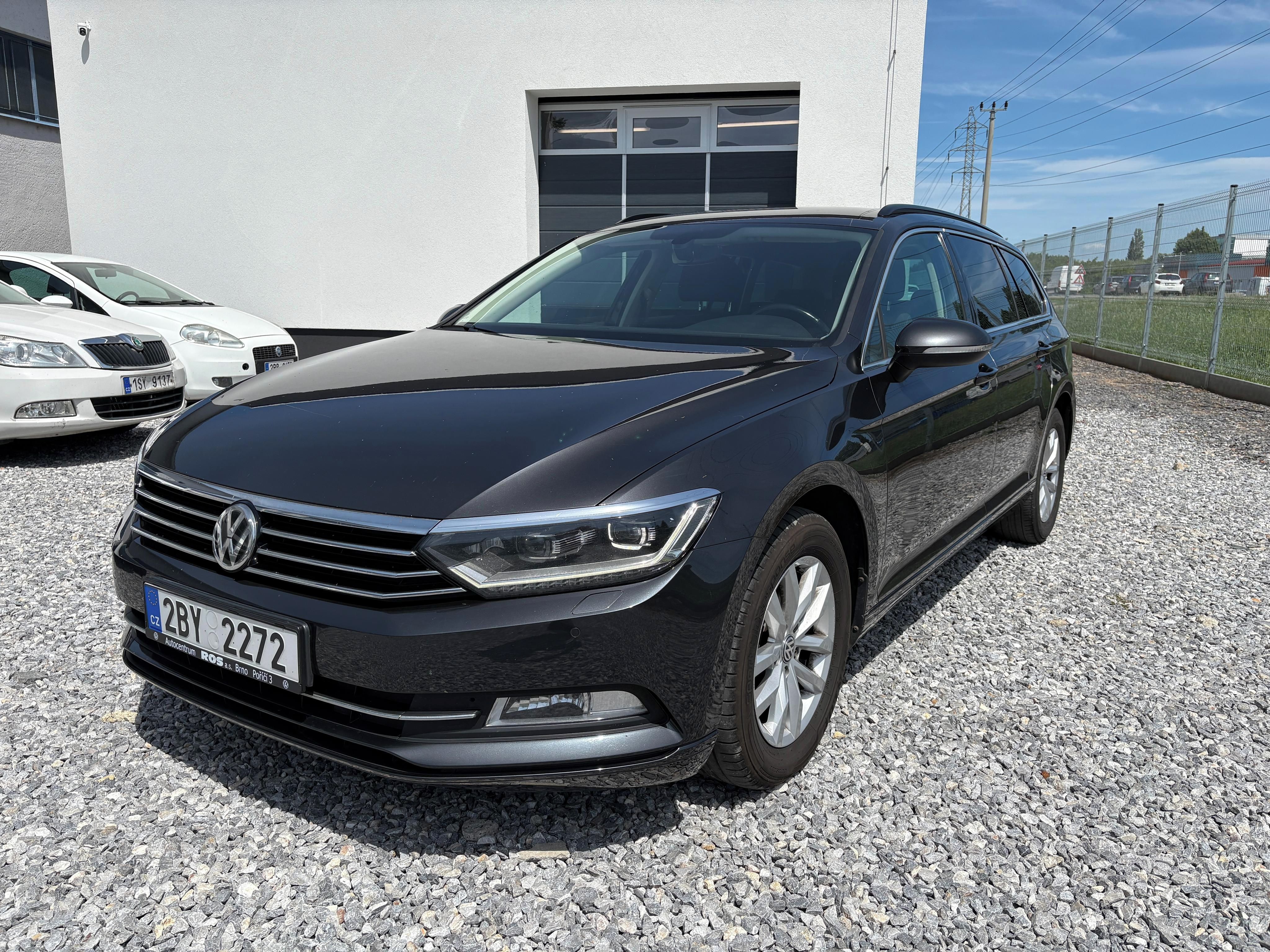 Volkswagen Passat, full led, nové rozvody, DPH - fotka 2