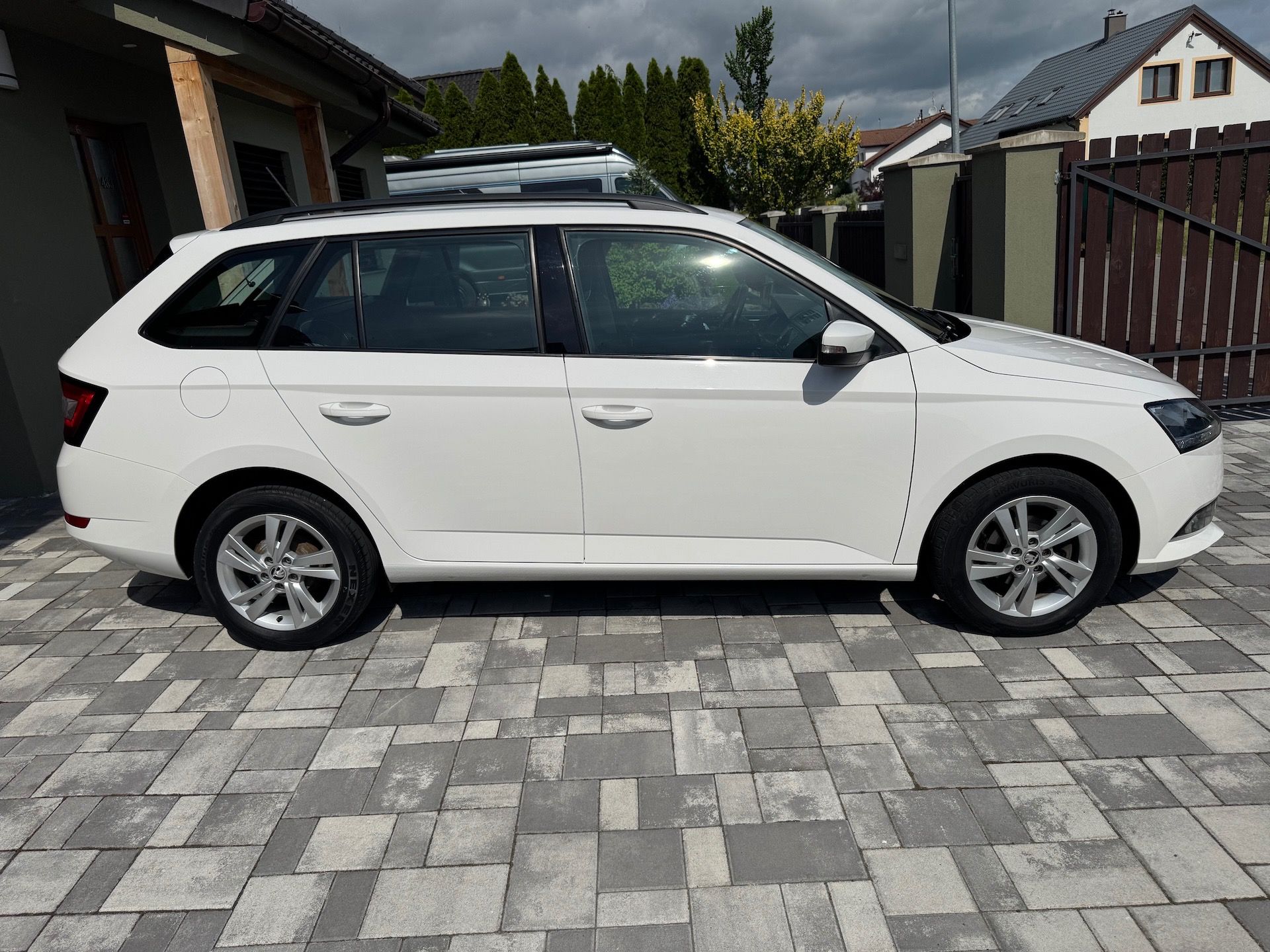 Škoda Fabia, Combi 1.0TSi ČR 1maj DPH - fotka 2