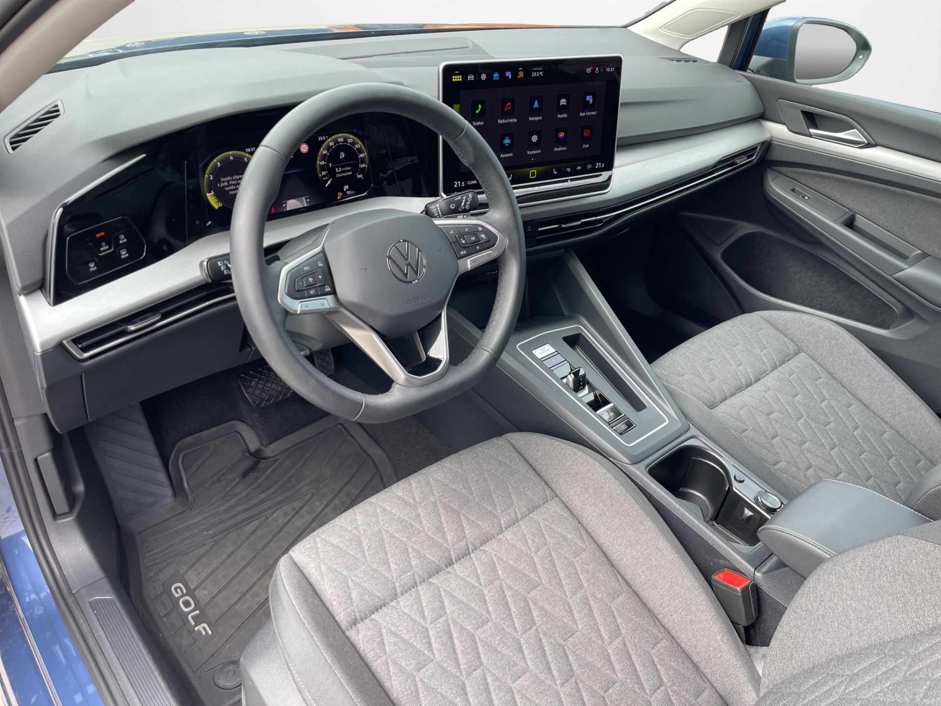 Volkswagen Golf Variant, 1.5 eTSI 85 kW mHEV DSG People - fotka 5