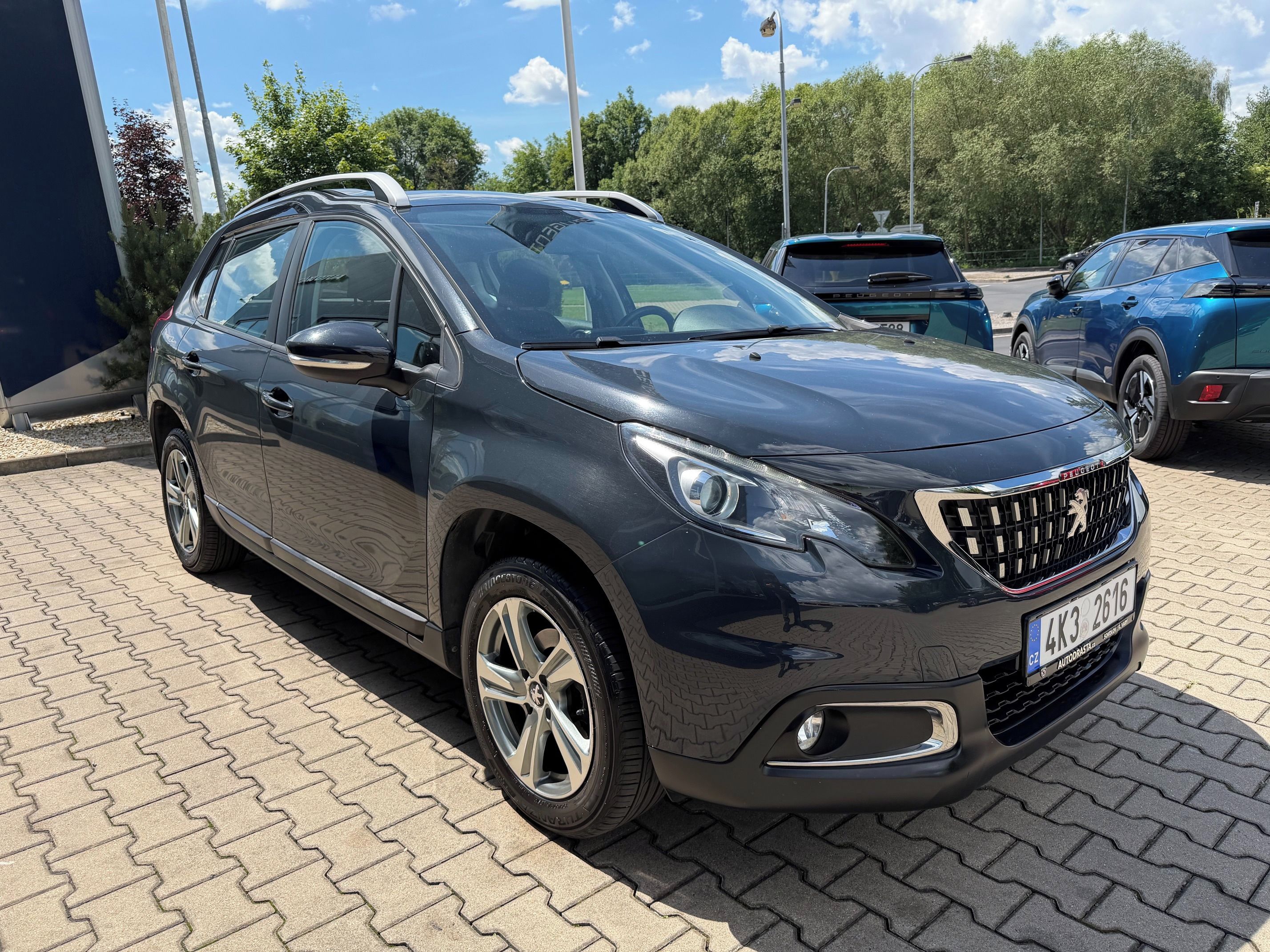 Peugeot 2008, ACTIVE 1.2 PureTech 60 kW MAN6 - fotka 2