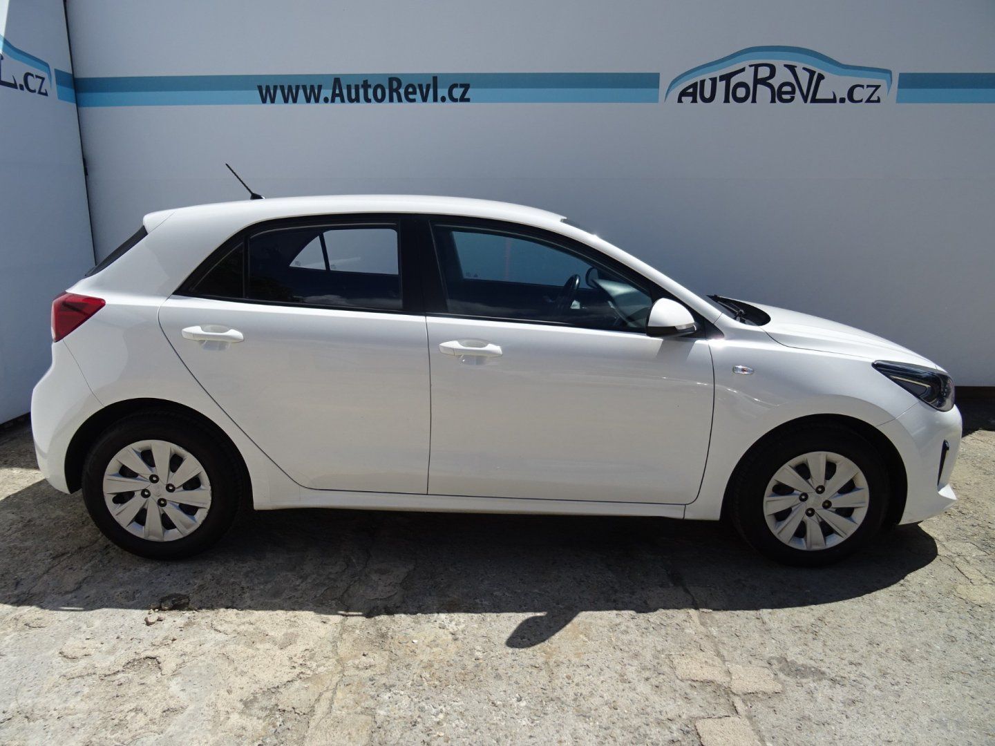 Kia Rio, 1.2i,61kW,1majČR,S.kni,klima - fotka 5