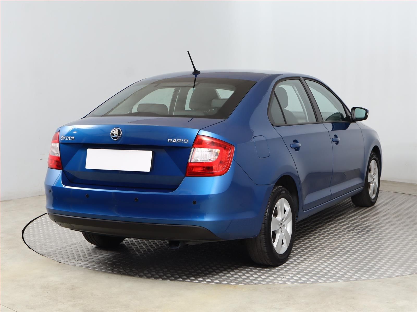 Škoda Rapid, 1.2 TSI, Automat, Serv.kniha - fotka 5