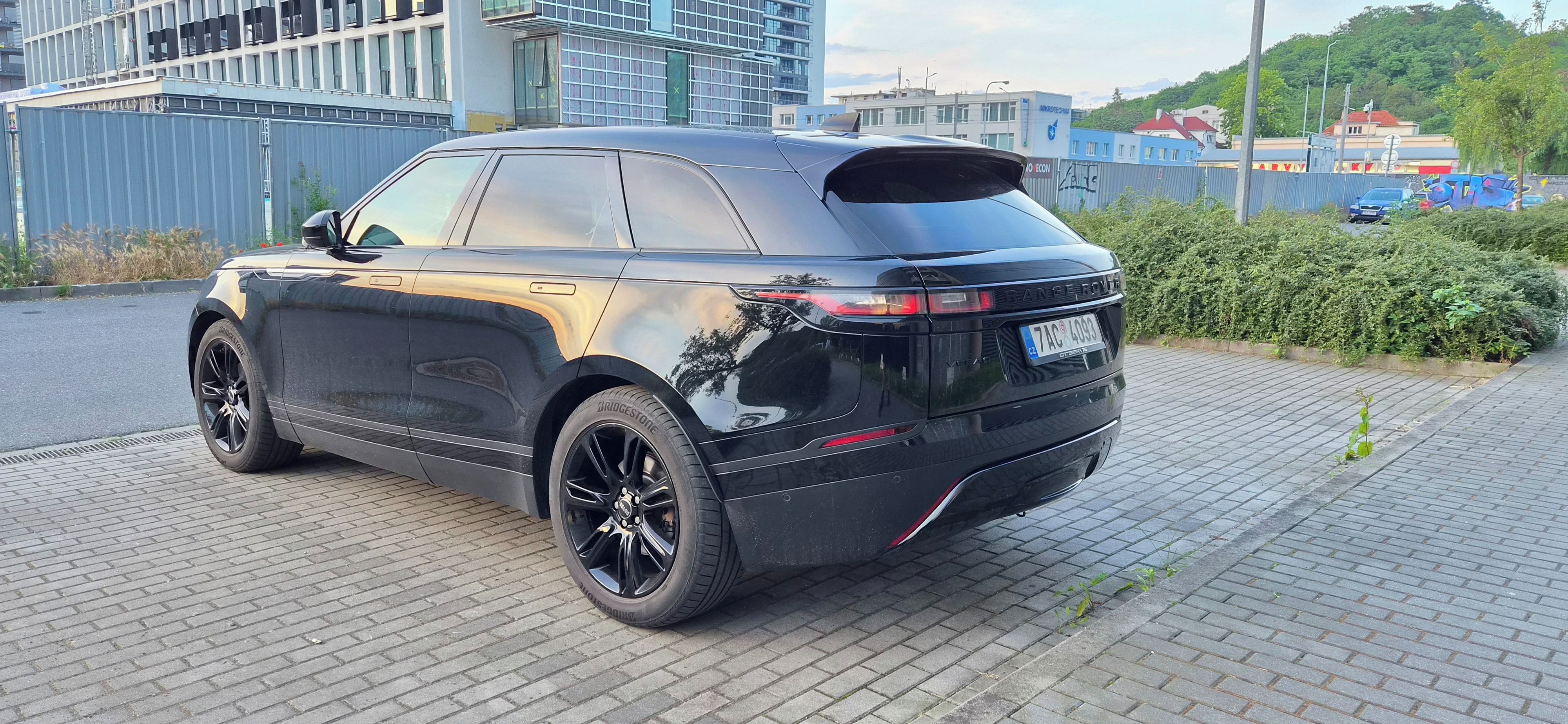 Land Rover Range Rover Velar - fotka 3