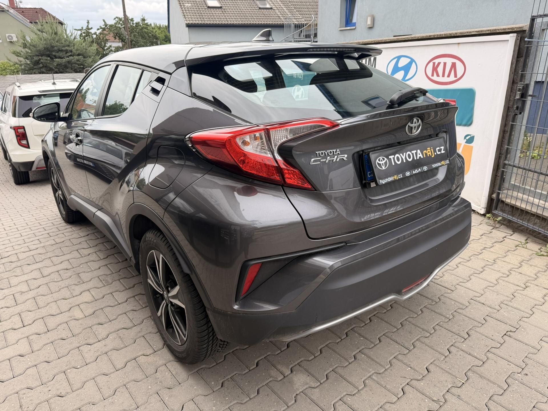Toyota C-HR, 1.2-1MAJITEL-KAMERA-TEMPOMAT - fotka 6