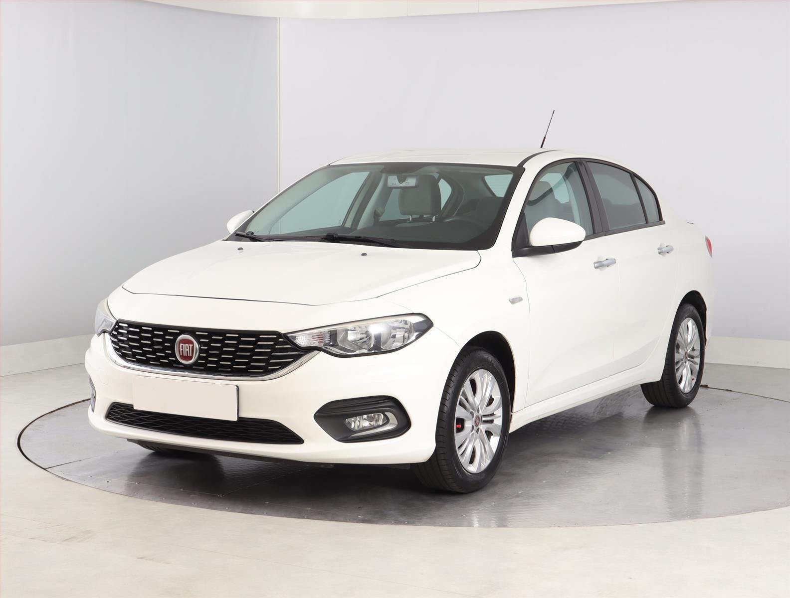 Fiat Tipo, 1.4 16V, Serv.kniha, Klima - fotka 2