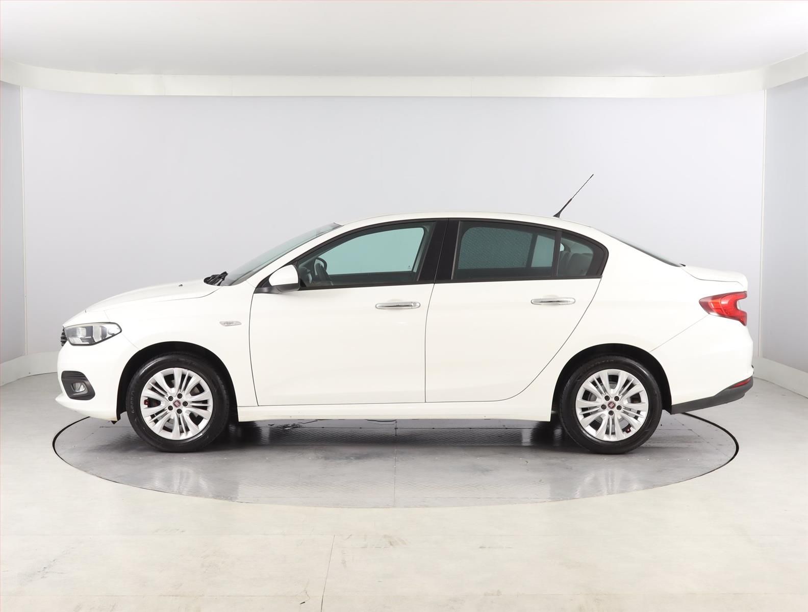 Fiat Tipo, 1.4 16V, Serv.kniha, Klima - fotka 3