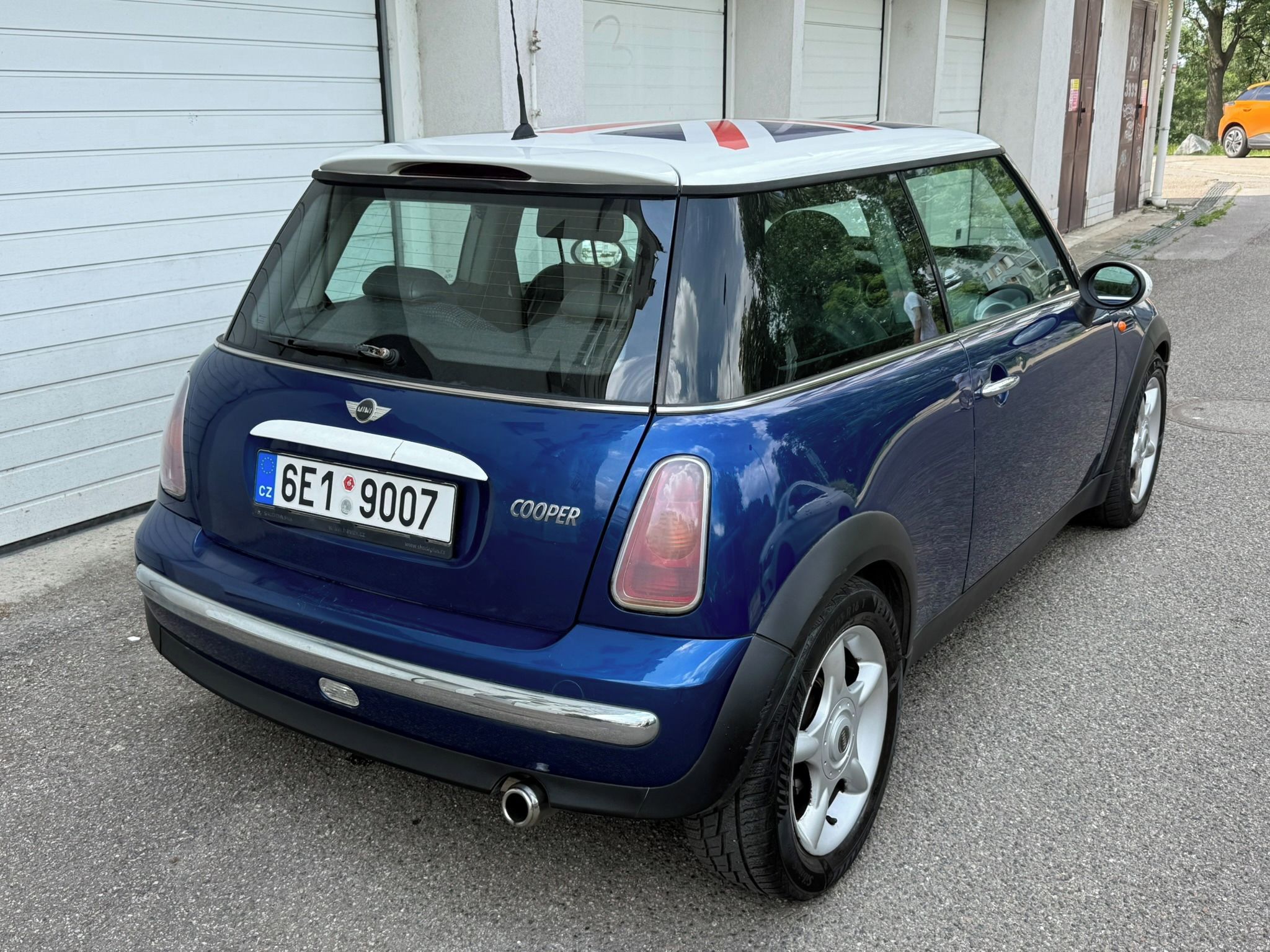 Mini Cooper, 1.6i, 85kw - fotka 5