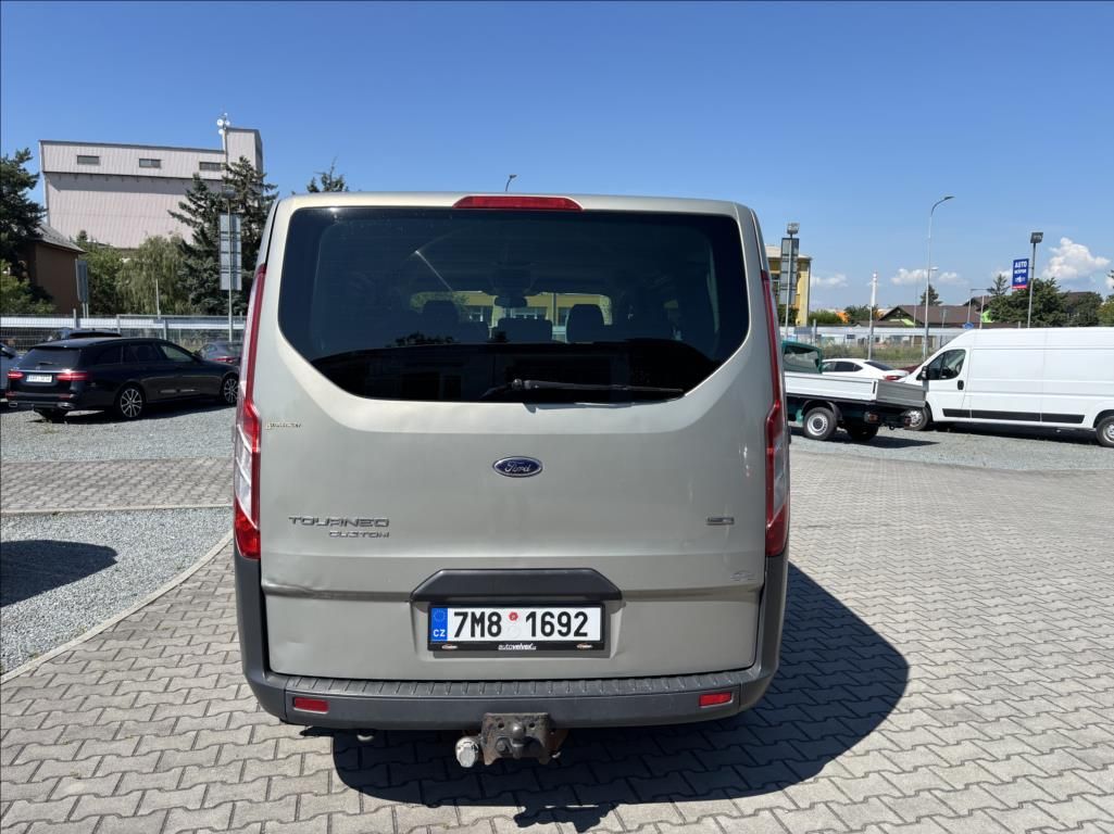 Ford Tourneo Custom, 2,2 8-míst,ČR,GO - fotka 5