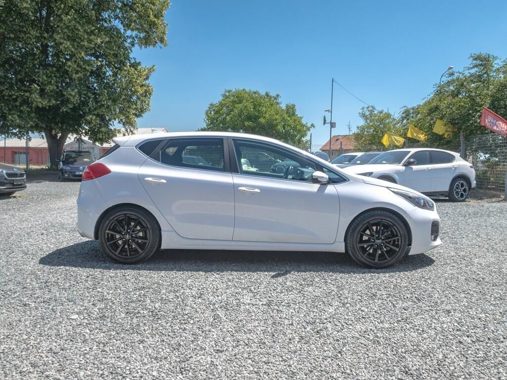 Kia Cee´d, GT Line 1.6D 100KW MAT – NAVI - fotka 4