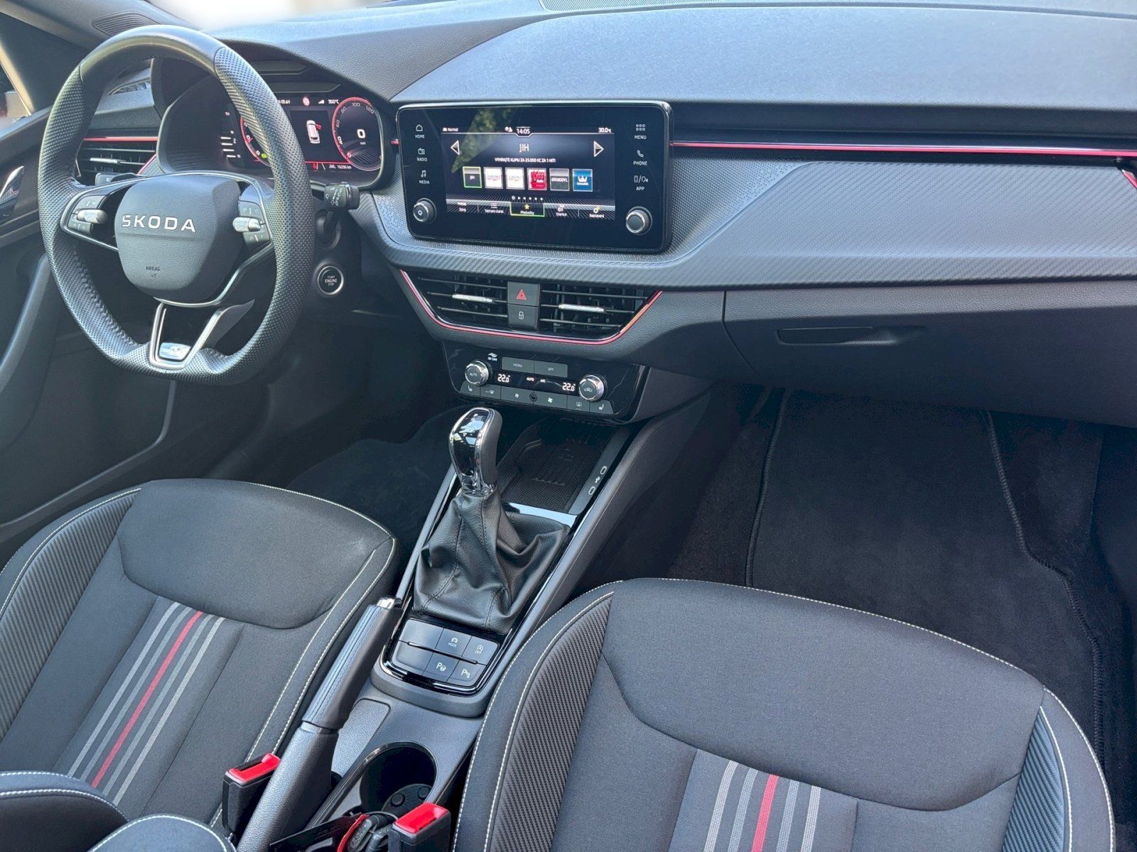 Škoda Kamiq, 1,5 TSI / 110 kW Monte Carlo D - fotka 6