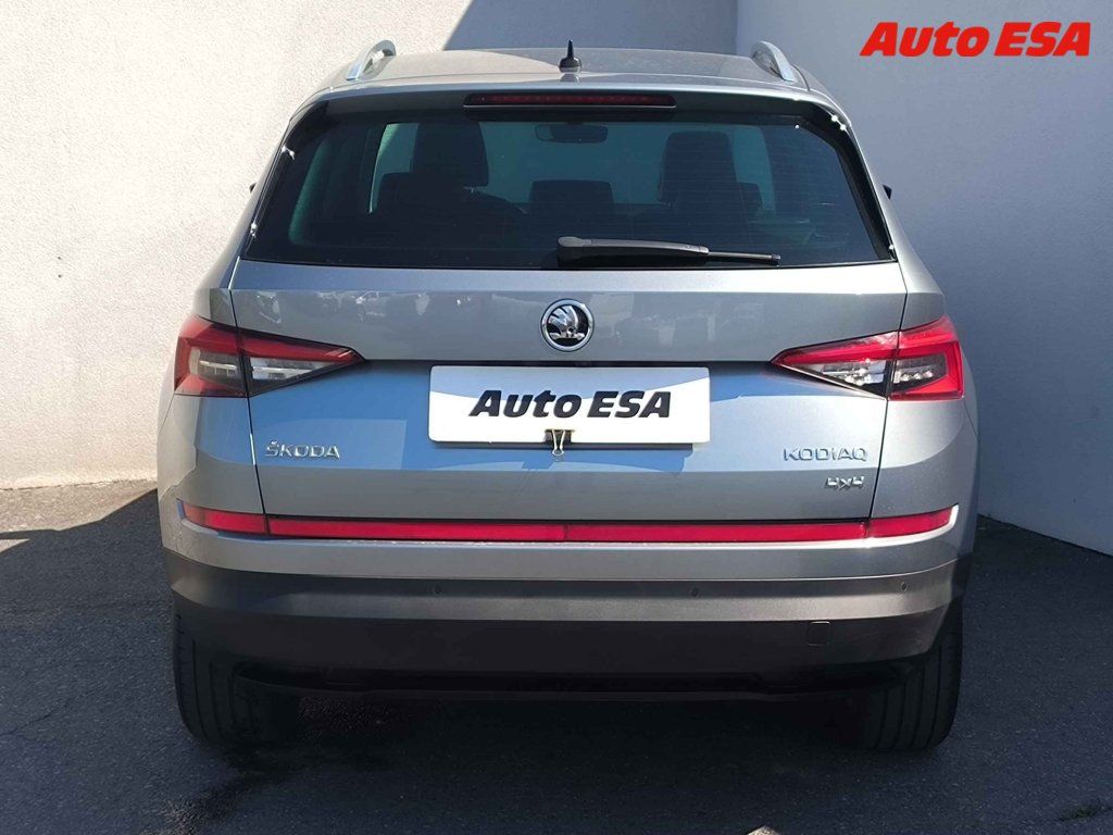 Škoda Kodiaq, 2.0 TDi 4x4,ČR,navi,LED - fotka 5
