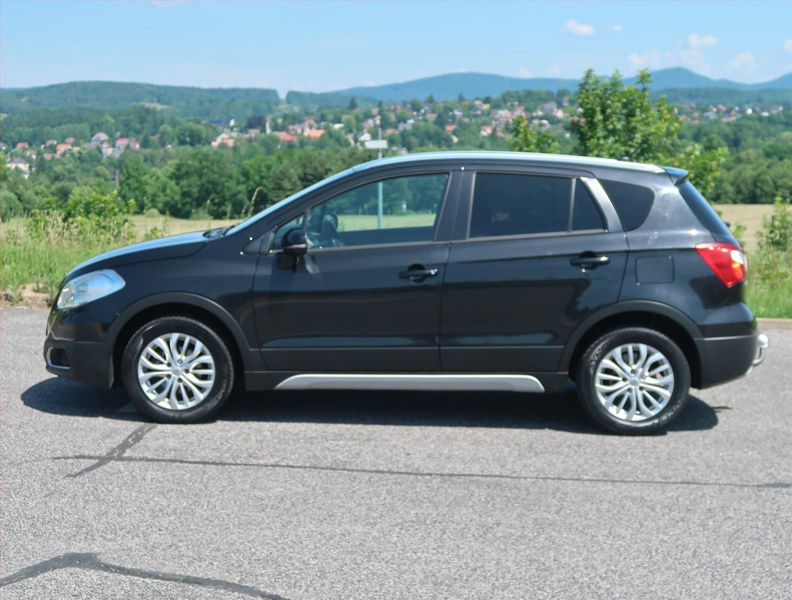Suzuki SX4 S-Cross, 1.6 VVT AllGrip, Elegance - fotka 3
