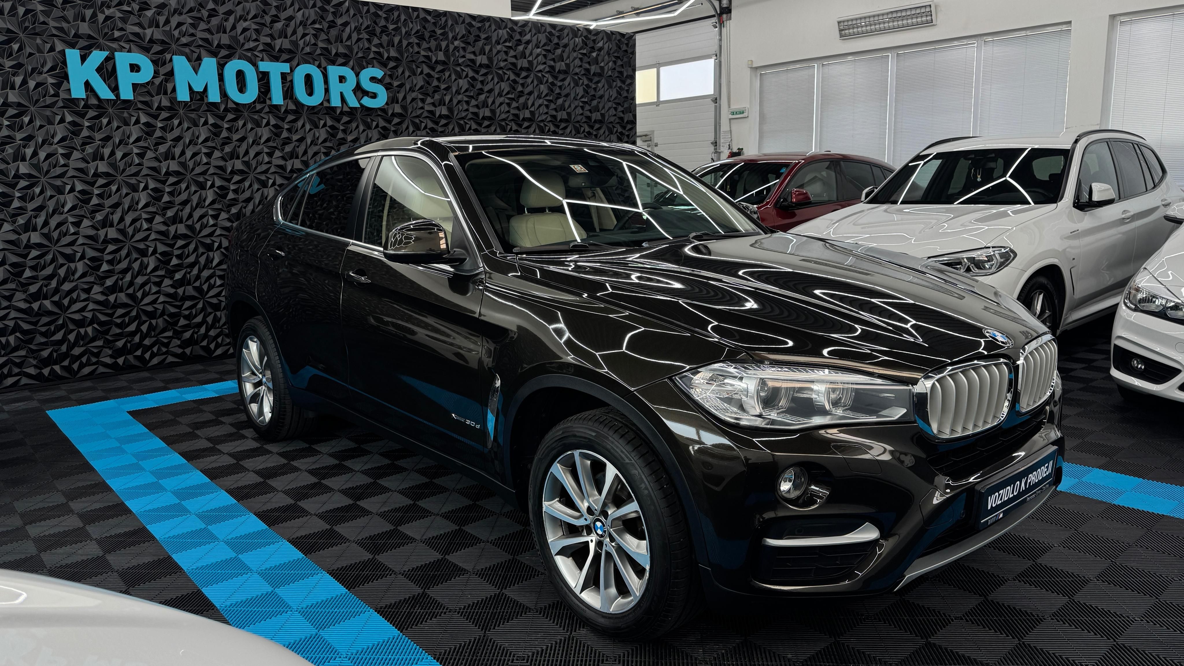 BMW X6, 30d xDrive,ČR,DPH,tažné - fotka 2