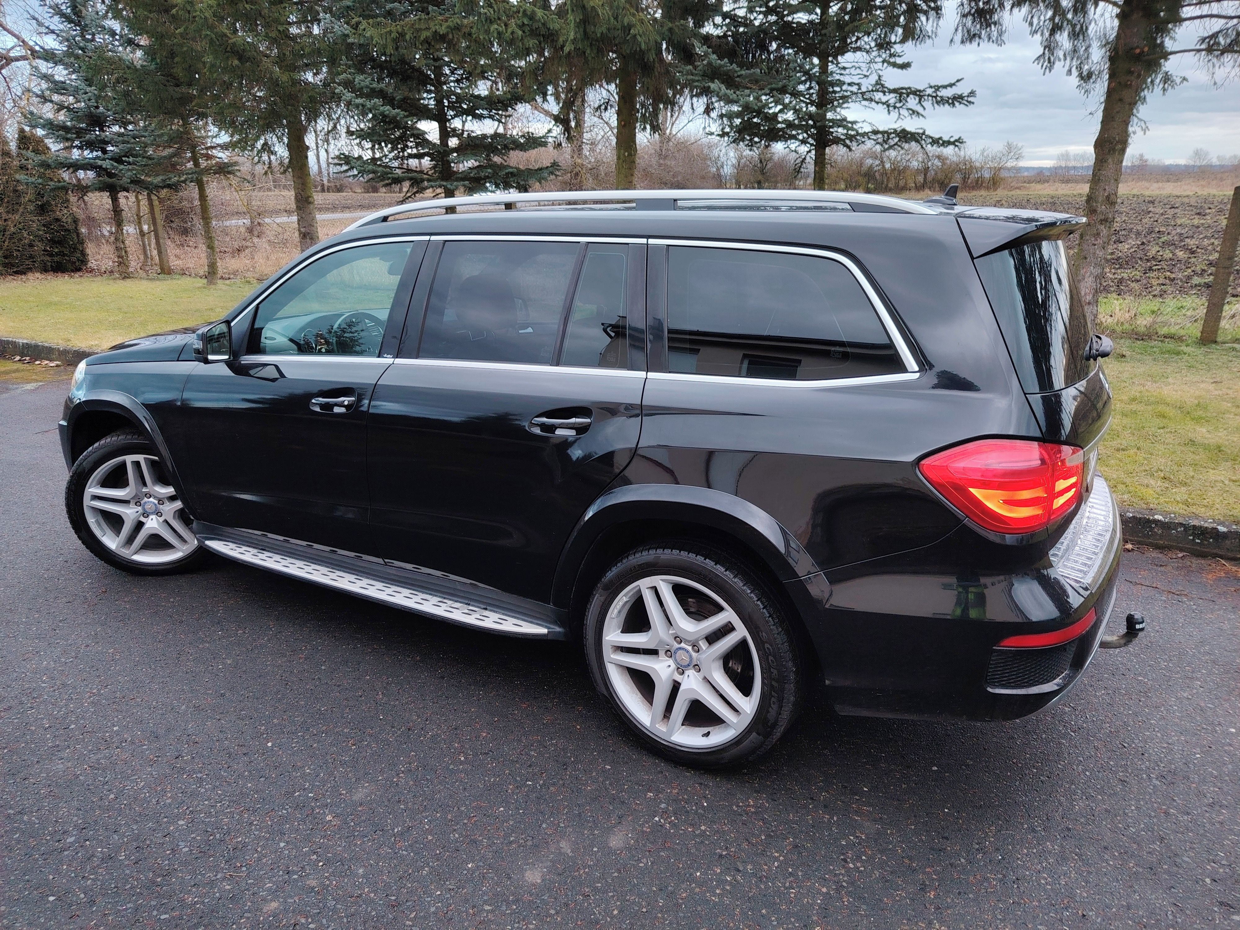 Mercedes-Benz GL, 350CDI AMG 21¨alu3,5t Tz 7míst - fotka 4