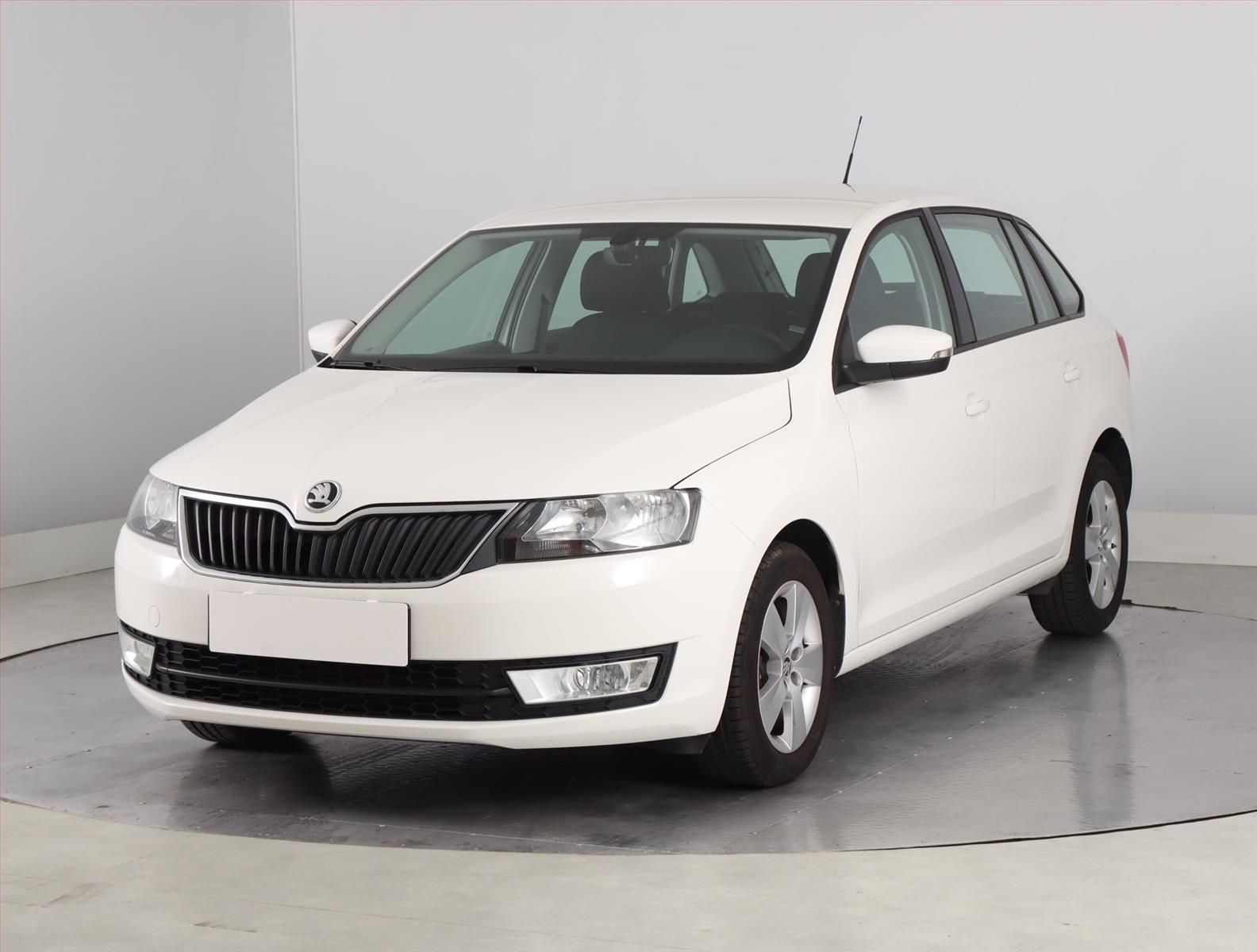 Škoda Rapid, 1.2 TSI, Spaceback, Automat - fotka 2