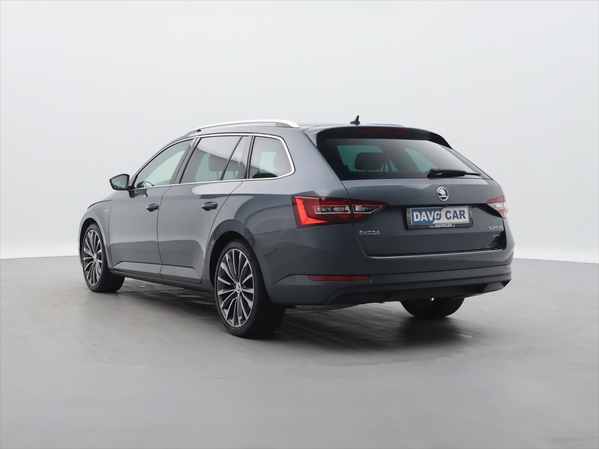 Škoda Superb, 2,0 TDI 110kW 4x4 CZ L&K - fotka 5