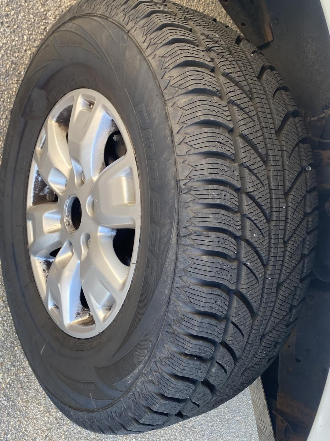 Ford Ranger, 2,2 TDCi XL - 4x4 - fotka 4