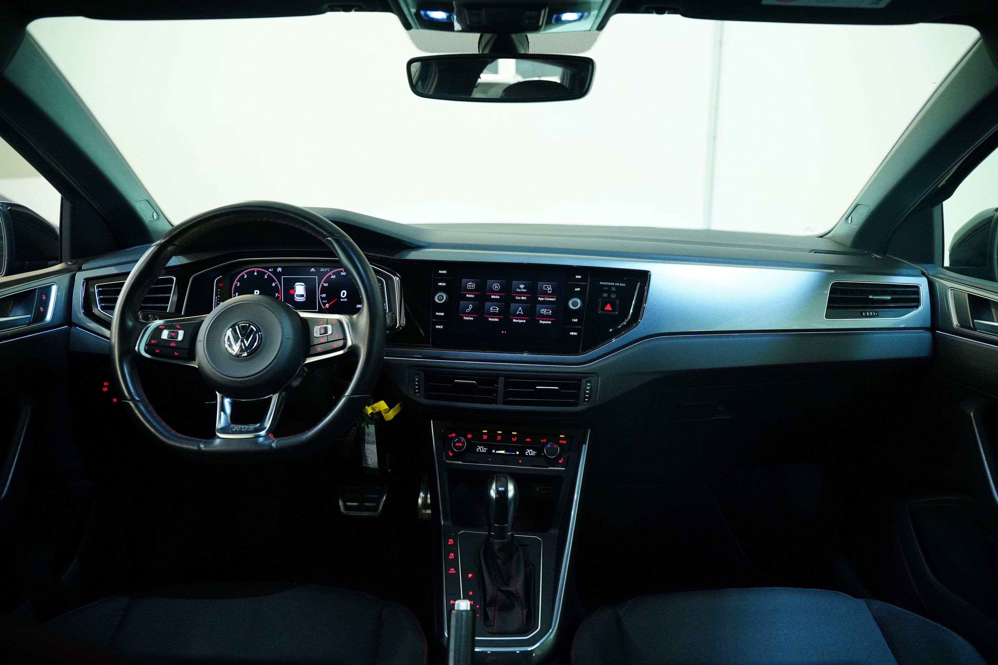 Volkswagen Polo, 2.0 TSI 147 kW DSG GTI - fotka 5