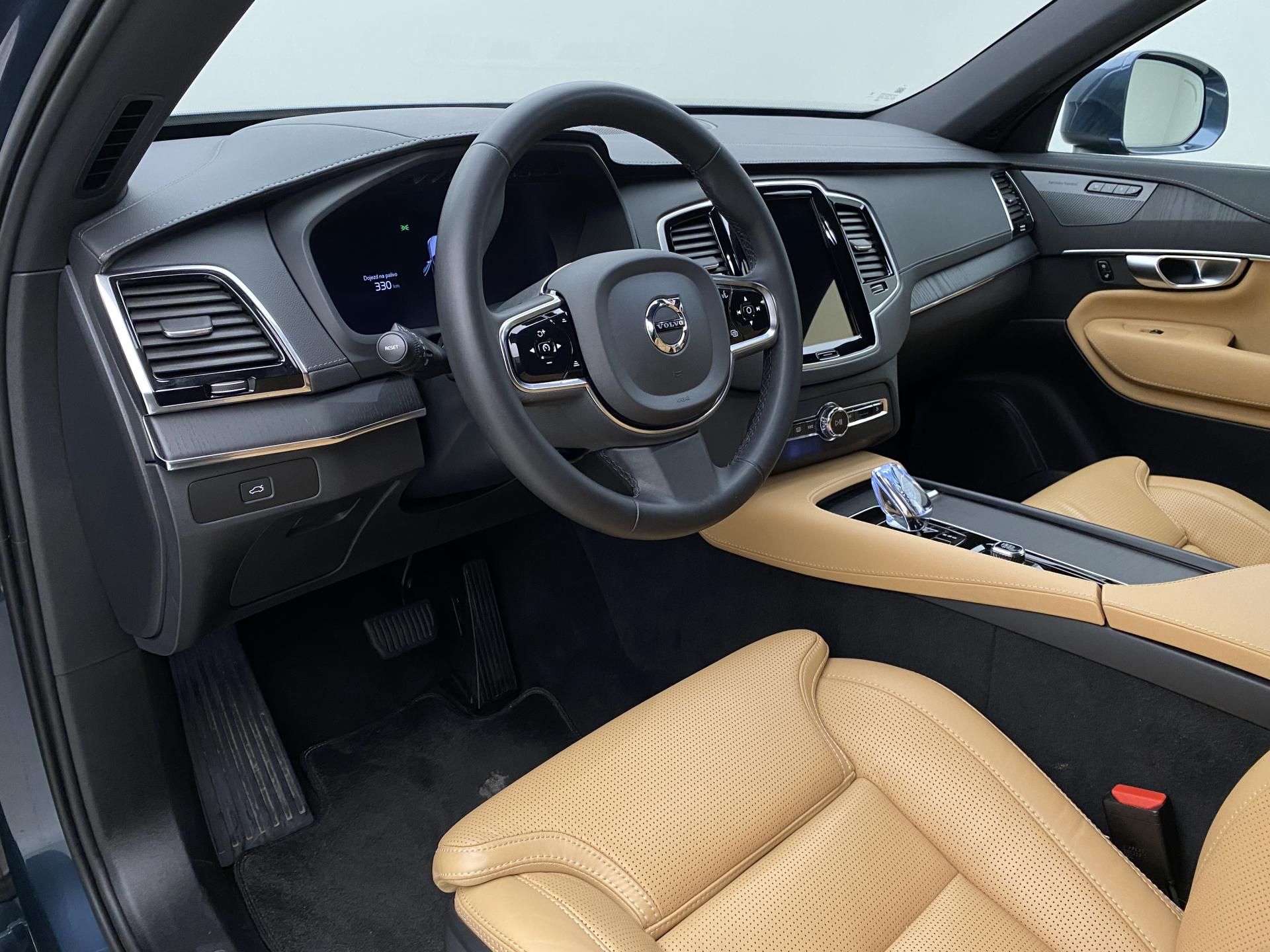 Volvo XC90, B5 AWD BRIGHT PLUS AUT CZ 7m - fotka 4