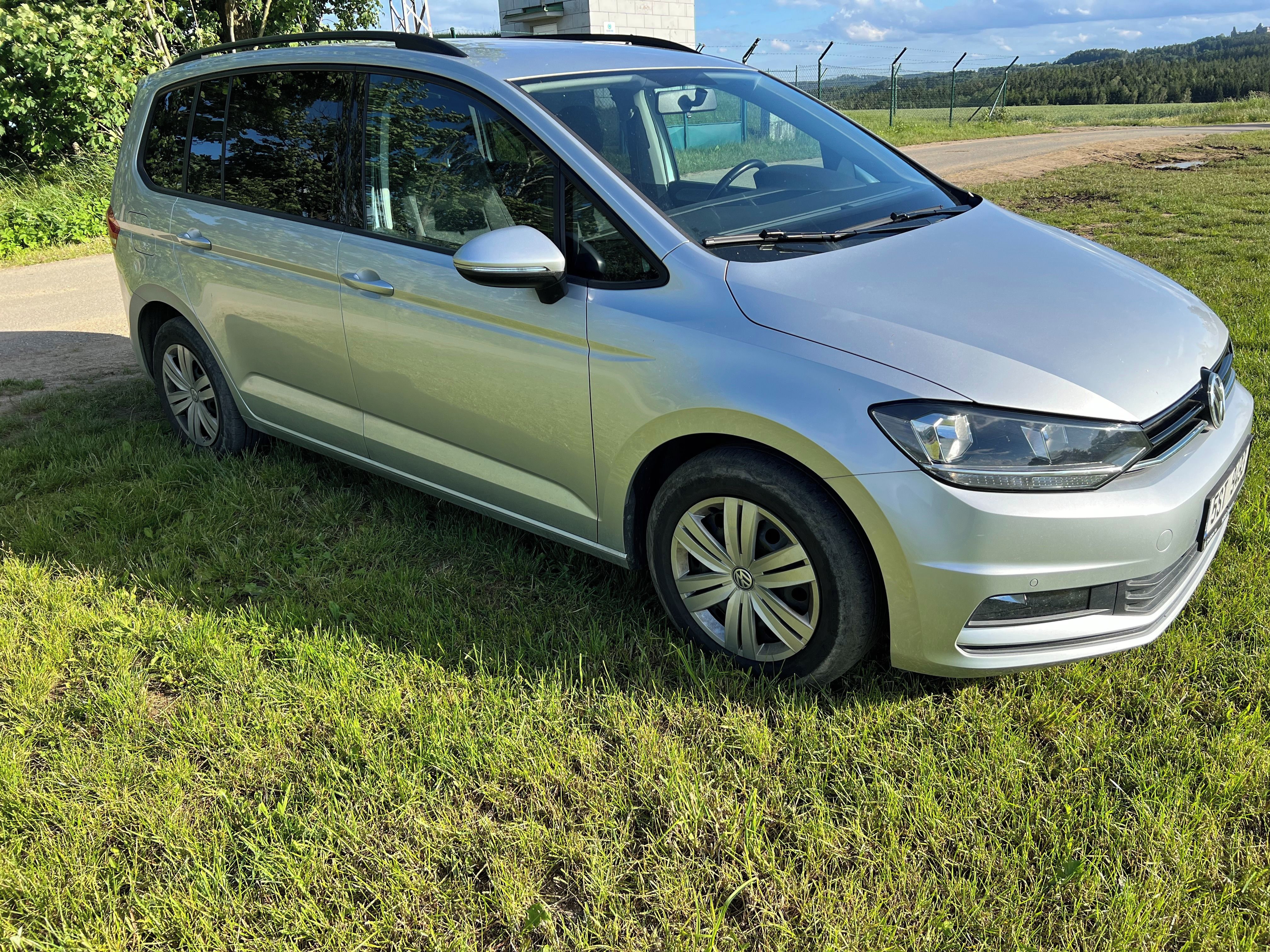 Volkswagen Touran, 1,6 - fotka 3