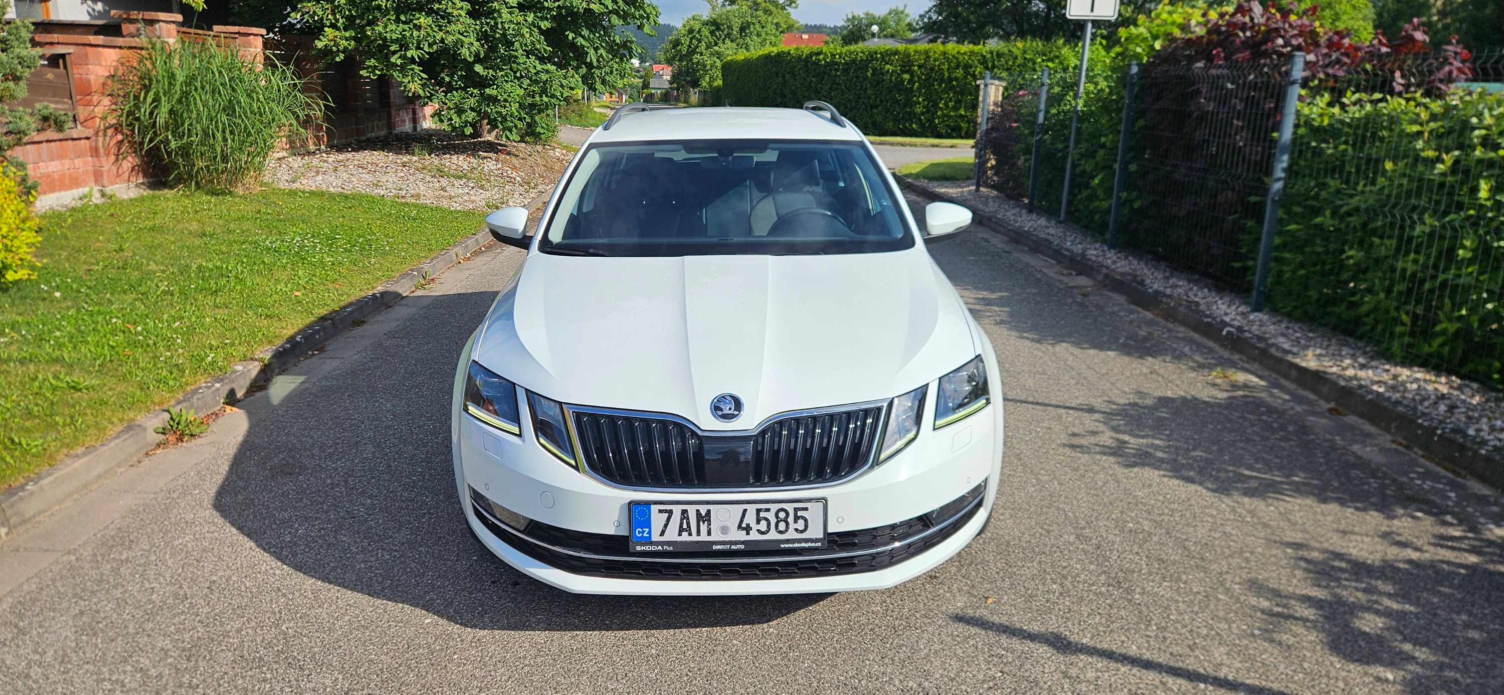 Škoda Octavia, 2.0 TDI 110KW DSG - 4x4 - DPH - fotka 2