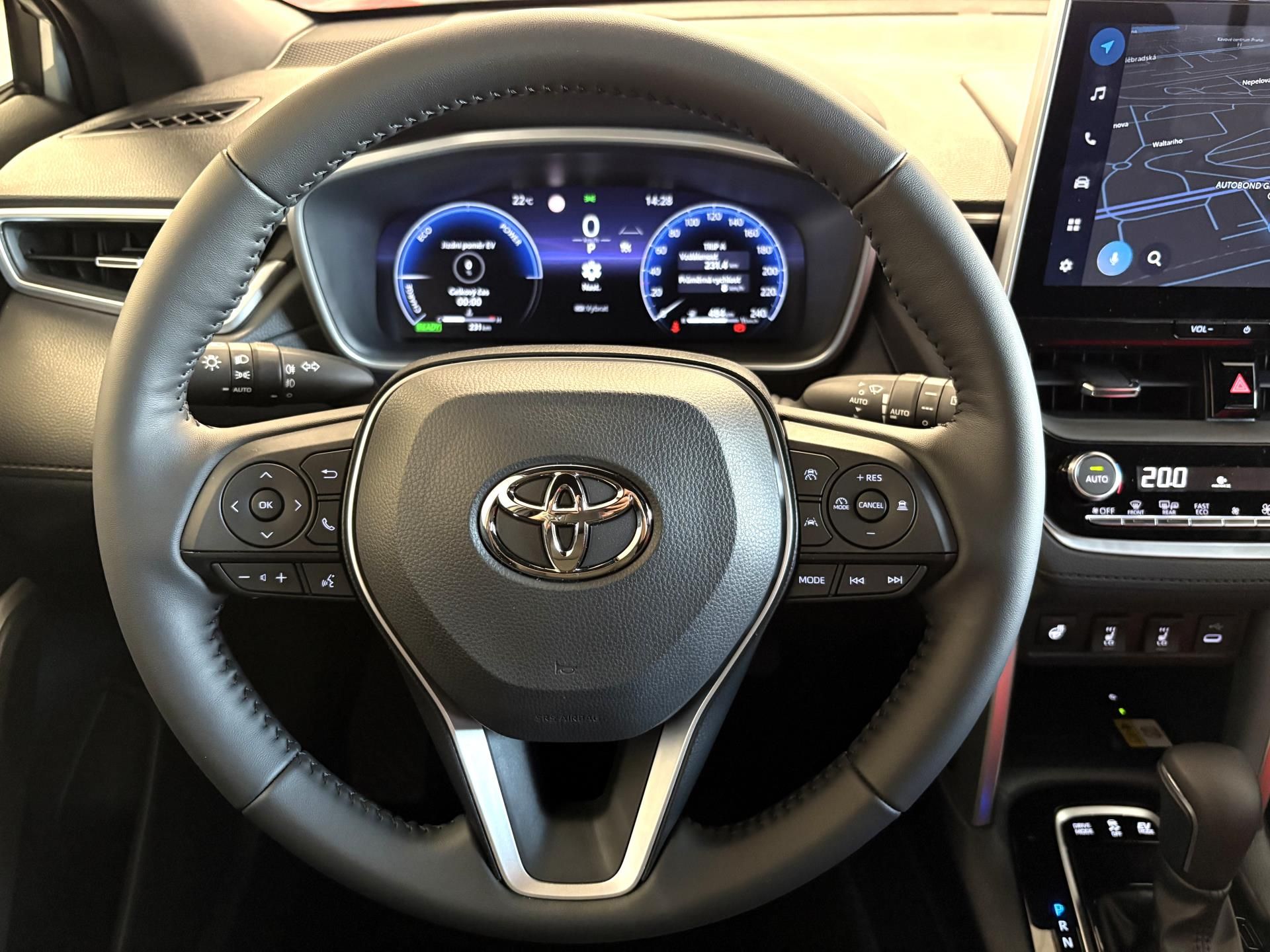 Toyota Corolla Cross, 2.0 Hybrid (197 k), e-CVT, 4x2 - fotka 6