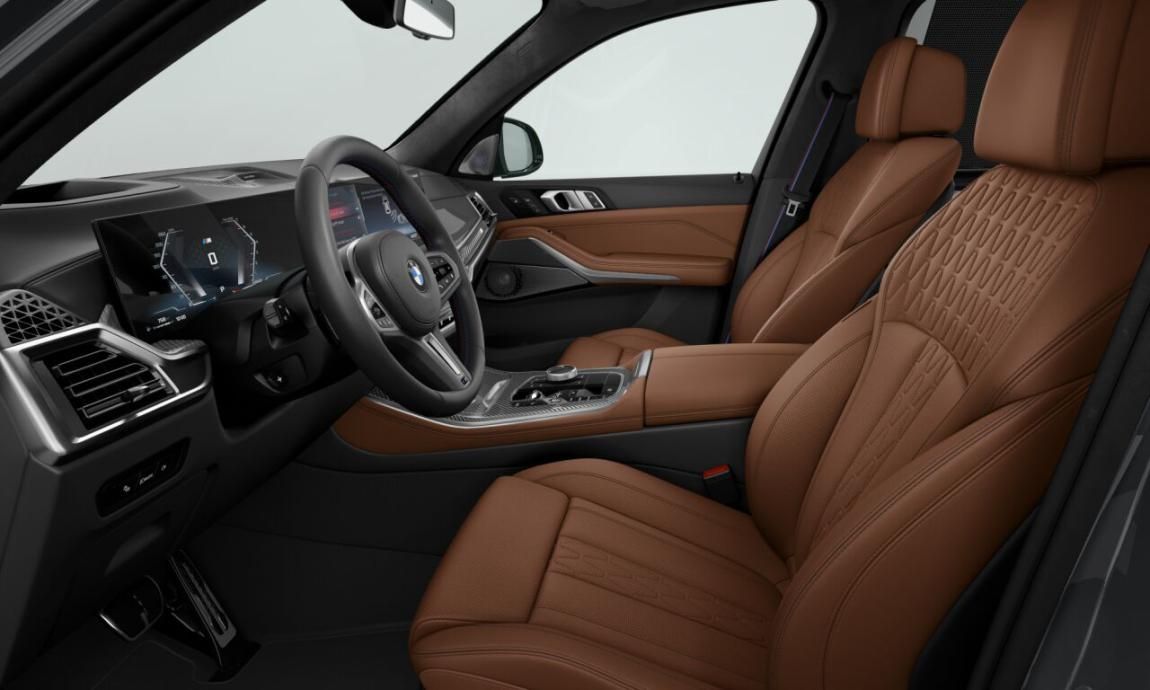 BMW X5, M60i - fotka 4