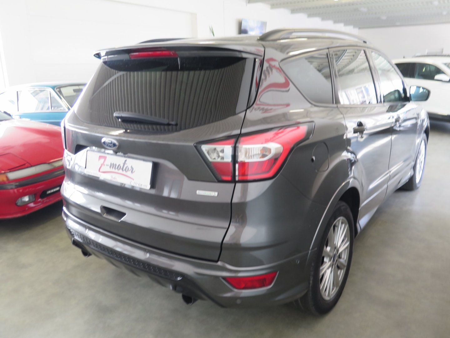 Ford Kuga, 1.5EB,klima,kamera,navi,výhřev - fotka 4