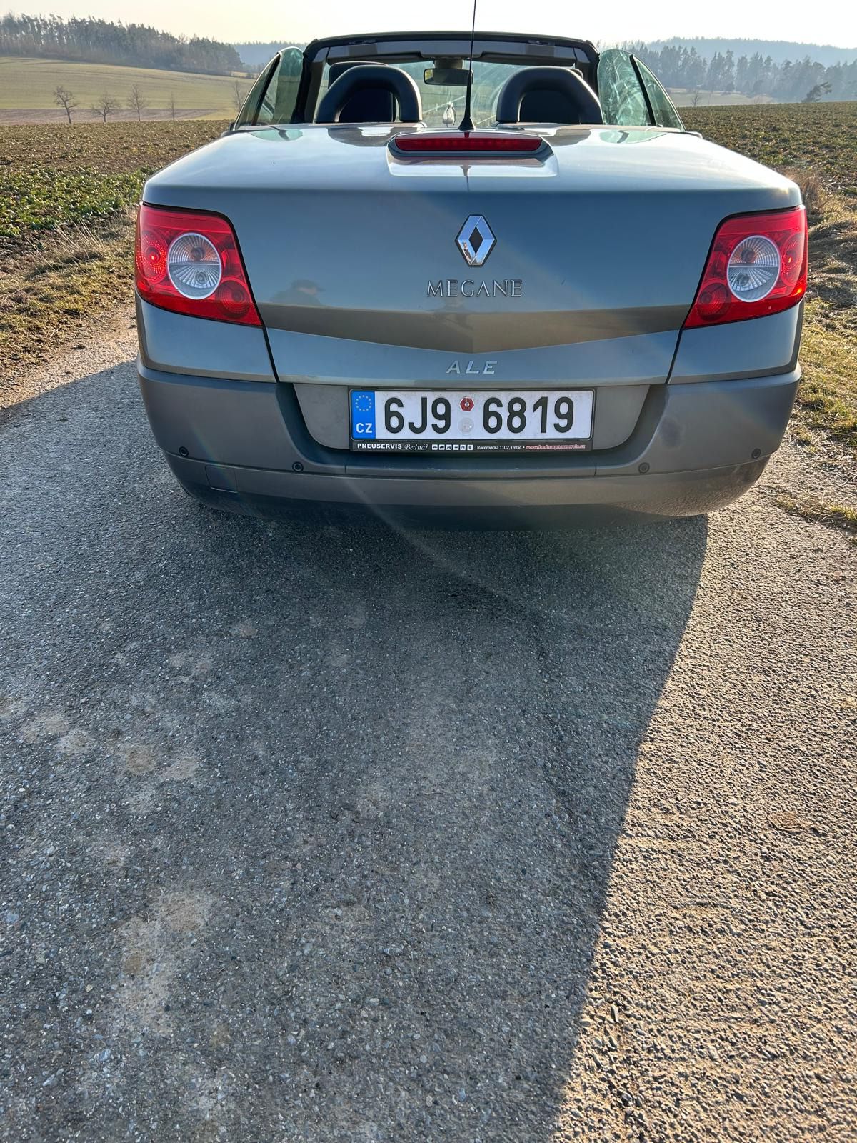 Renault Mégane, 2,0, 98 kW, benzín - fotka 3