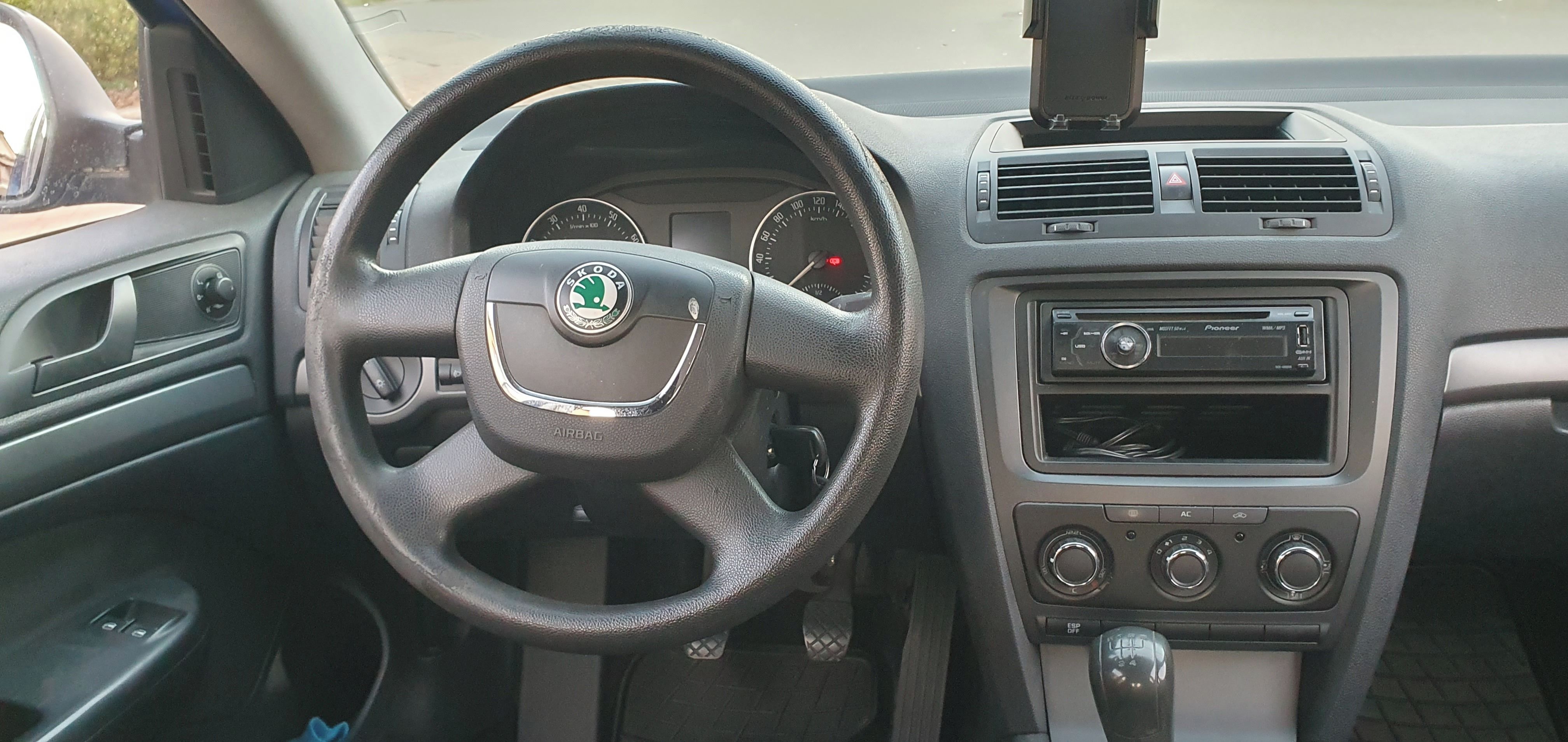 Škoda Octavia, II 1.6 MPI 75 kw nová v CR - fotka 6