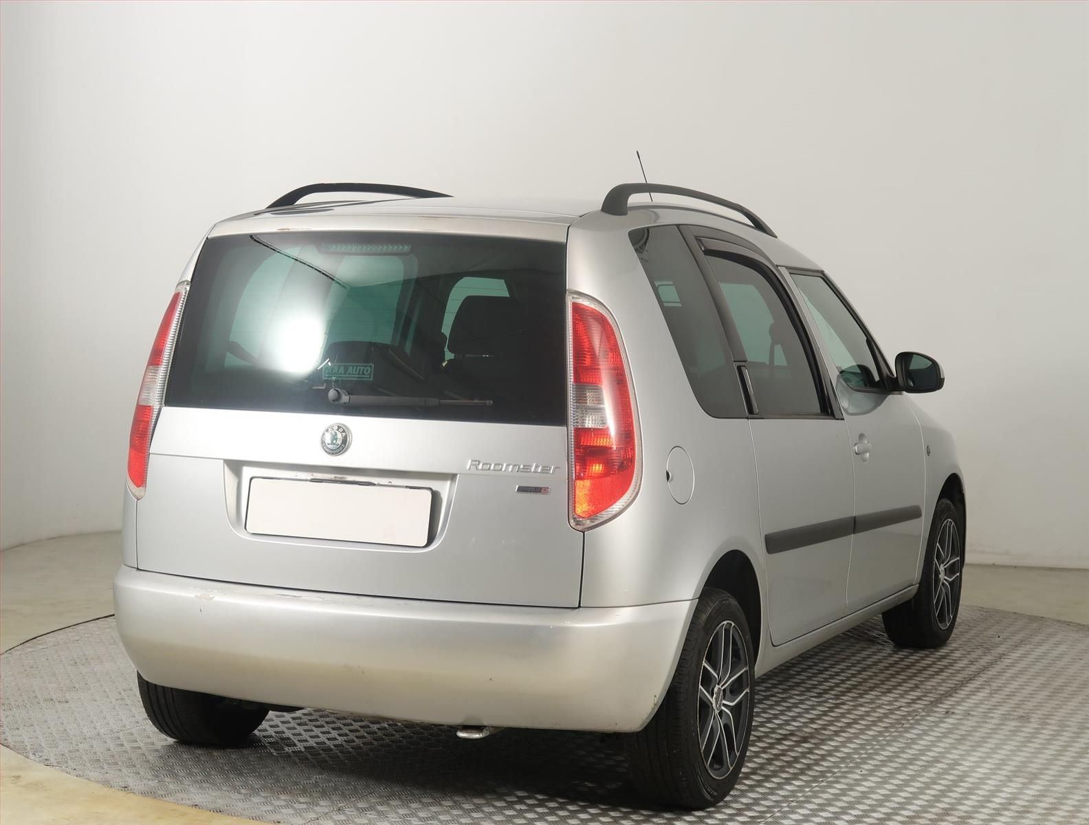 Škoda Roomster, 1.4 TDi, Comfort, po STK - fotka 5