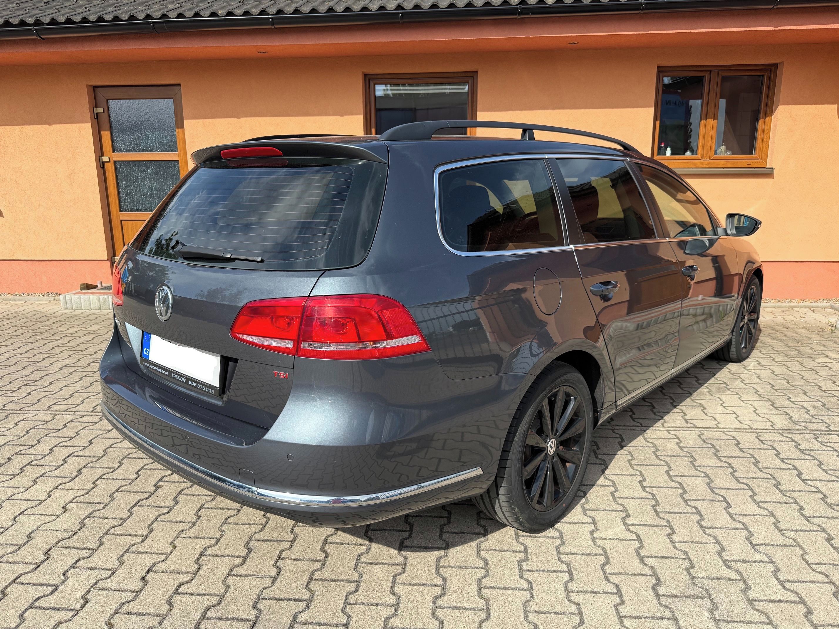 Volkswagen Passat, 1.8 Tsi, manuál, kombi - fotka 6