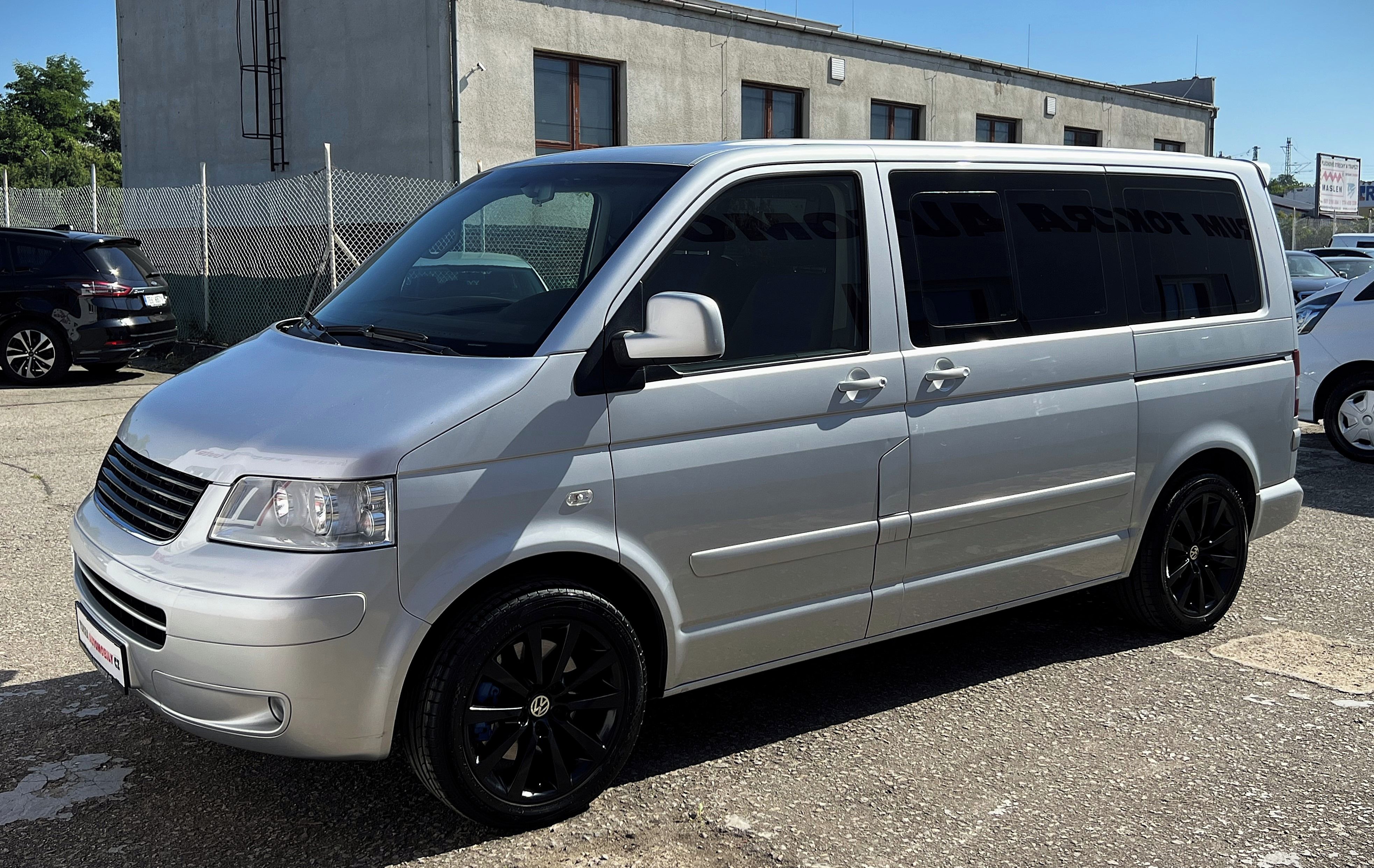 Volkswagen Multivan, 2.5TDI Dig.Klima 7míst Postel - fotka 5