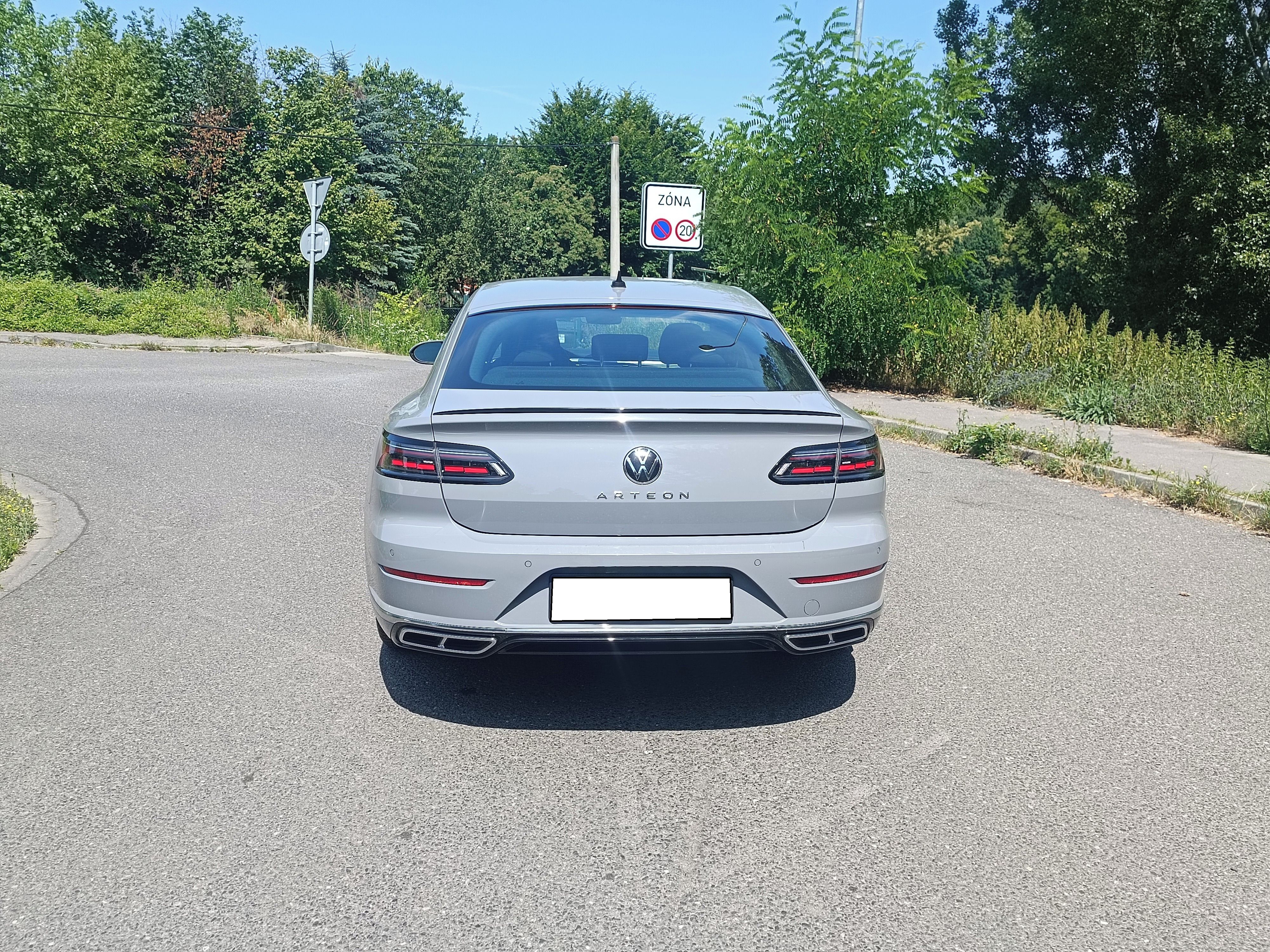 Volkswagen Arteon, 2.0TSi 140kW DSG R-Line - fotka 4