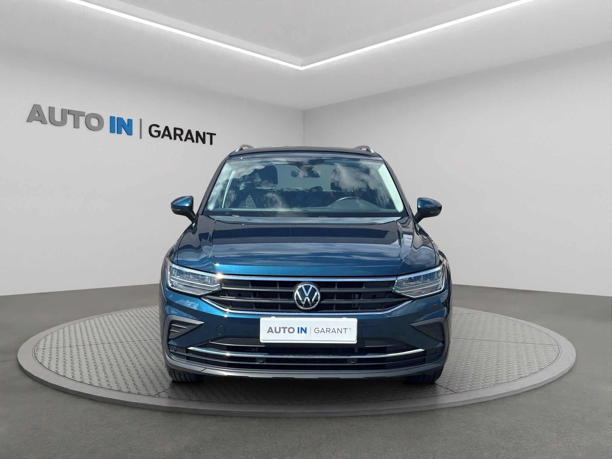 Volkswagen Tiguan, LIFE 1.5 TSi 110kW, ČR, 1.maj, - fotka 2