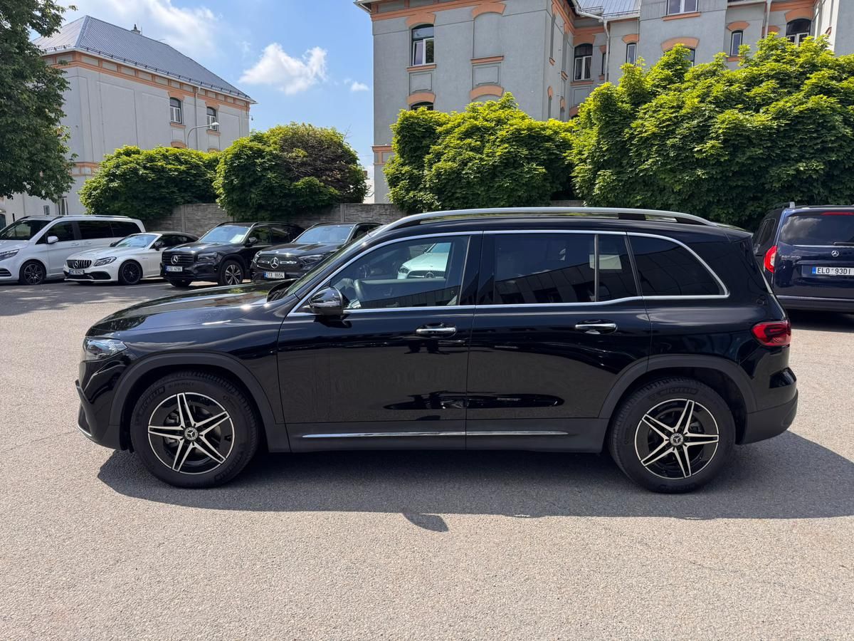Mercedes-Benz EQB, 300 4M - fotka 4