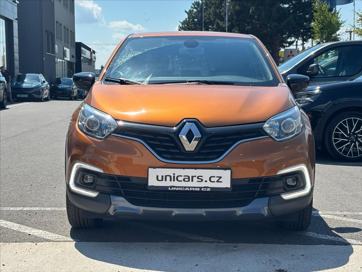 Renault Captur, 1,3 TCe  Limited AT ČR - fotka 2